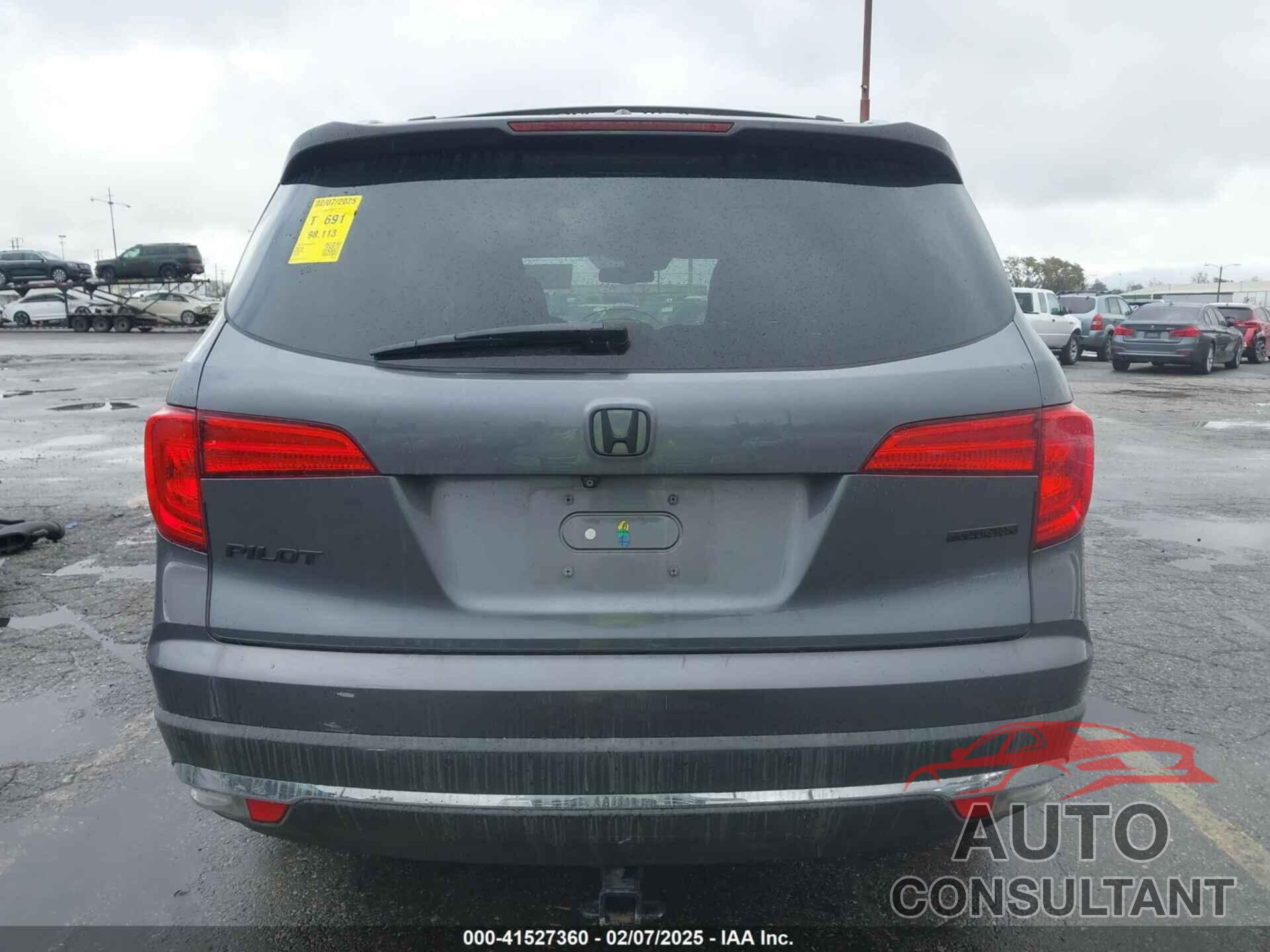 HONDA PILOT 2016 - 5FNYF5H98GB047032