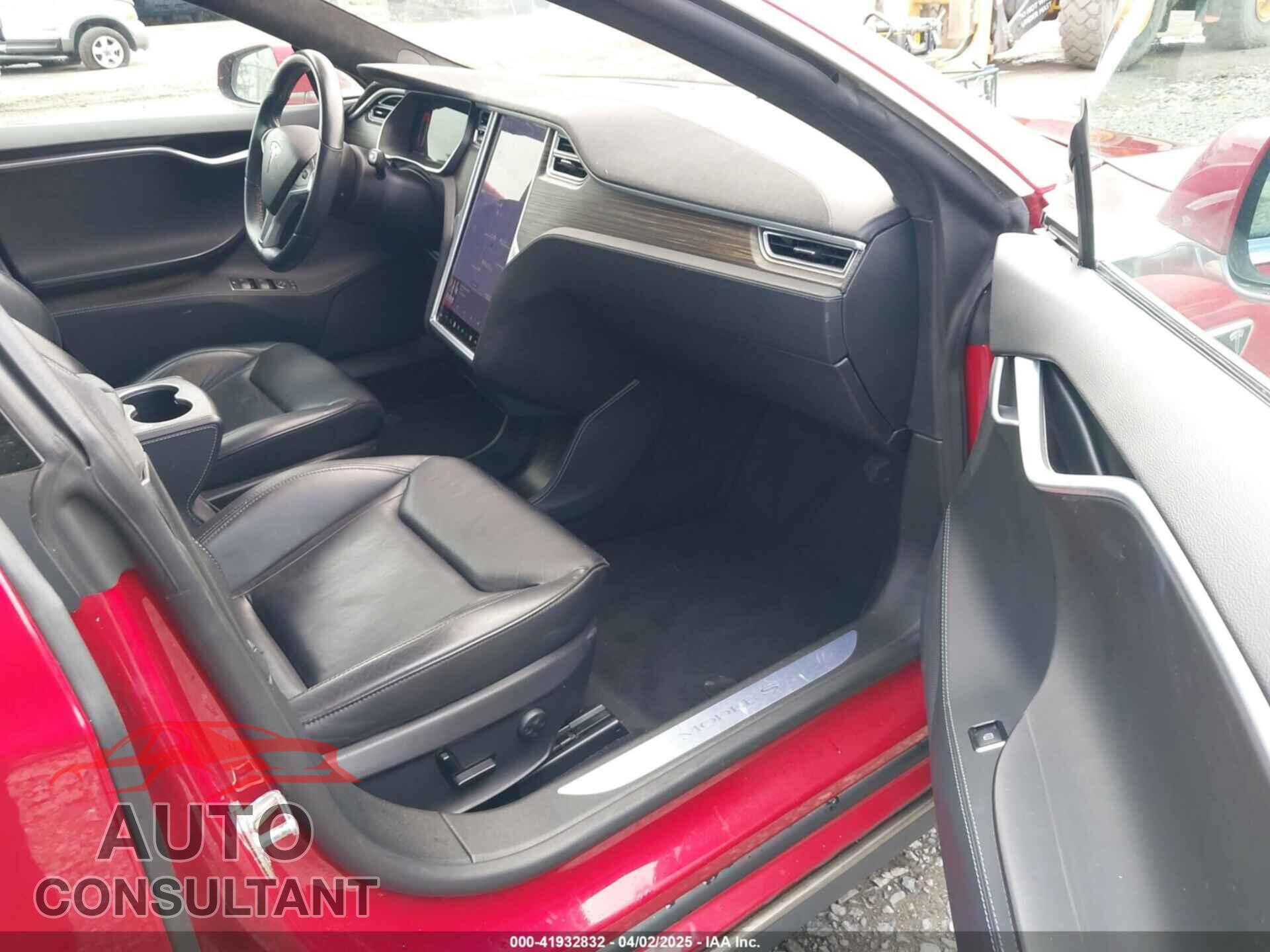 TESLA MODEL S 2015 - 5YJSA1S29FF090513
