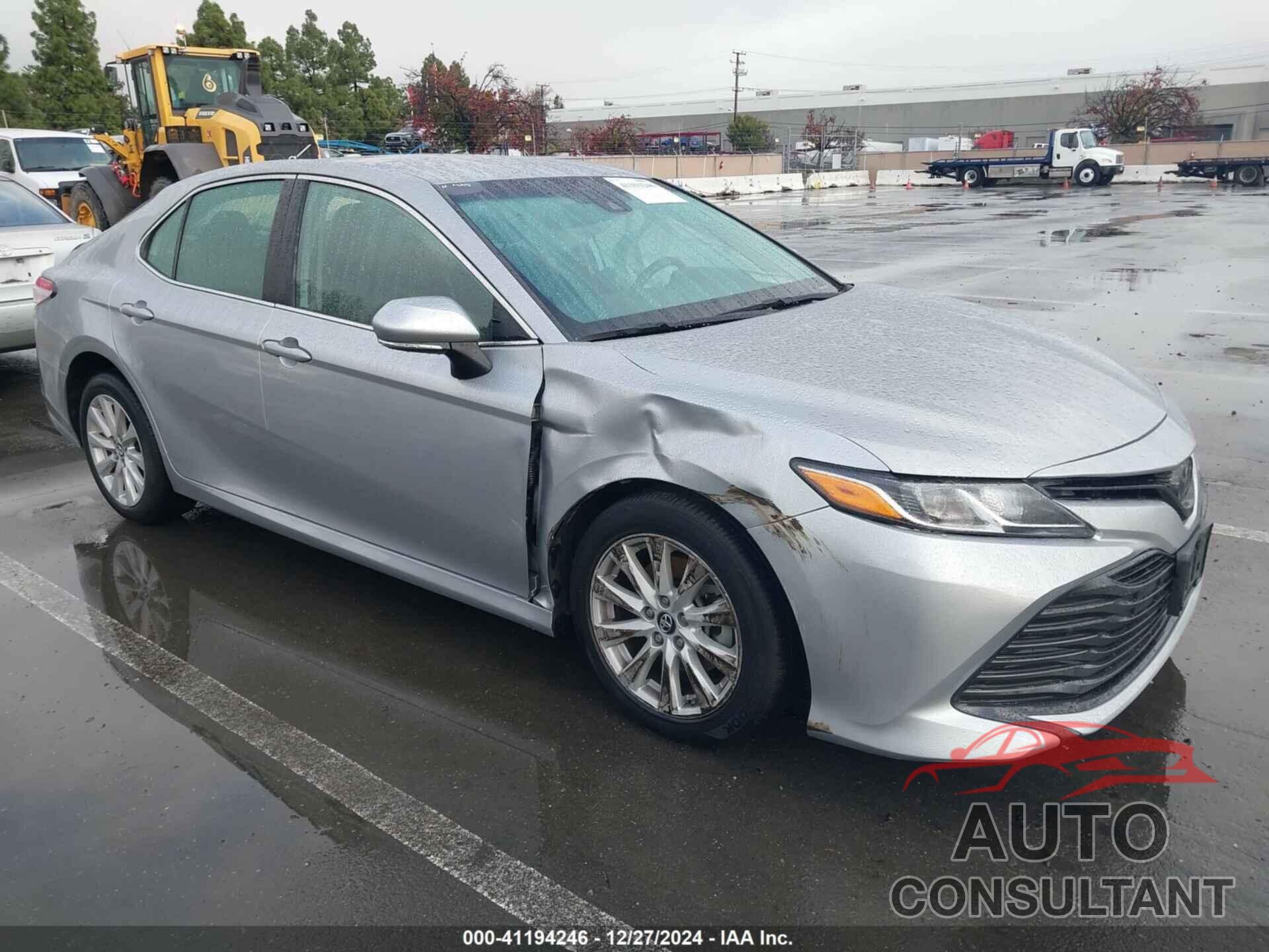 TOYOTA CAMRY 2019 - 4T1B11HK1KU232499