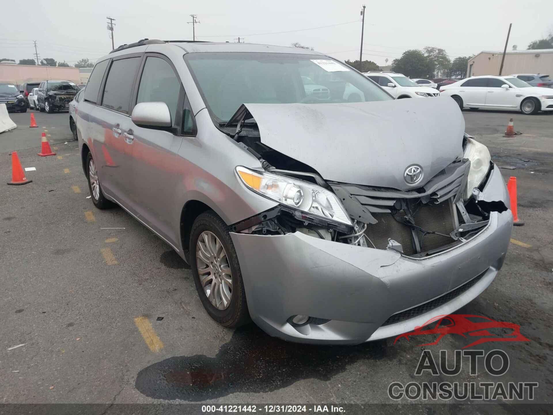 TOYOTA SIENNA 2012 - 5TDYK3DC2CS277785