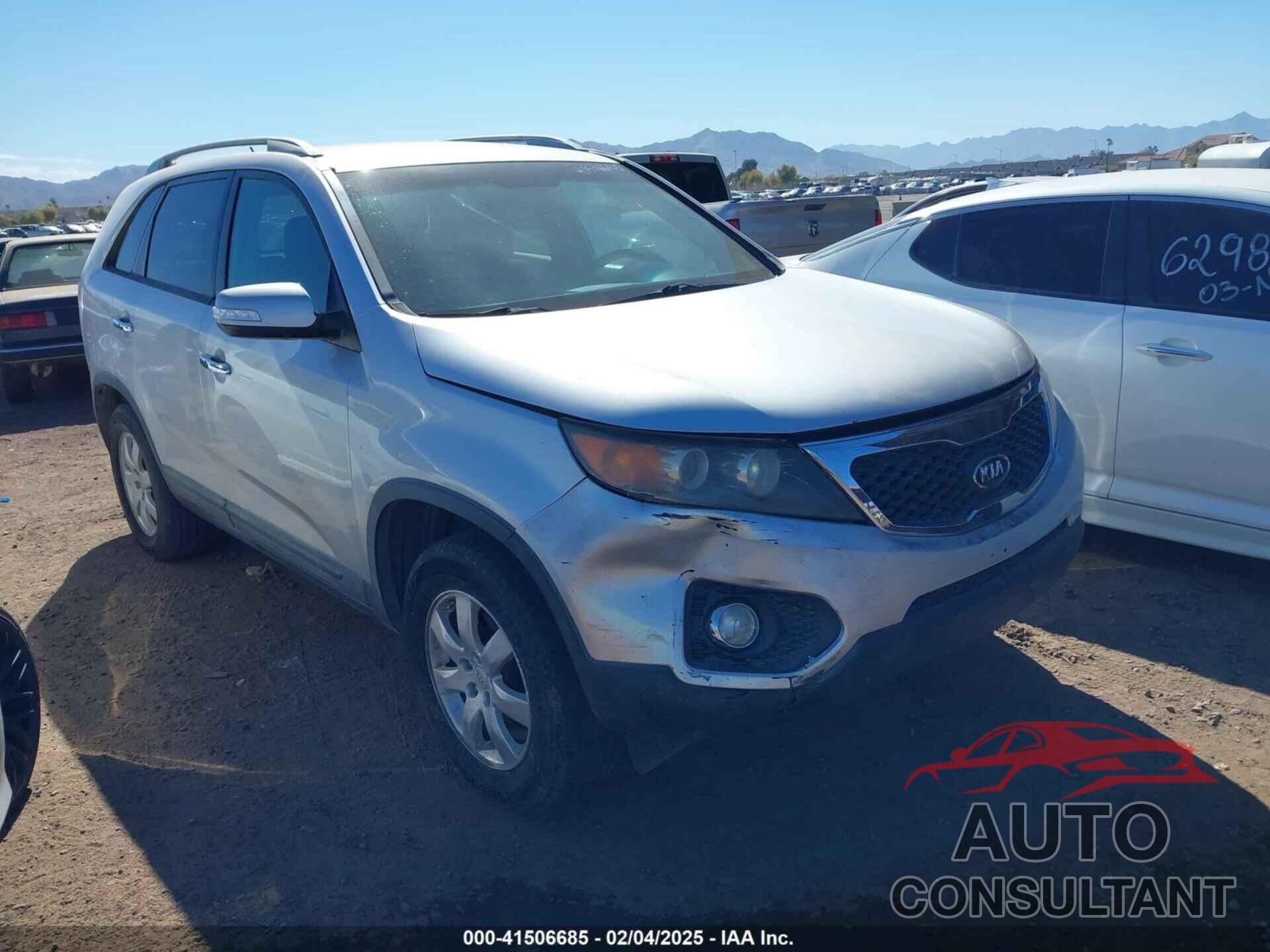 KIA SORENTO 2011 - 5XYKT4A16BG132997