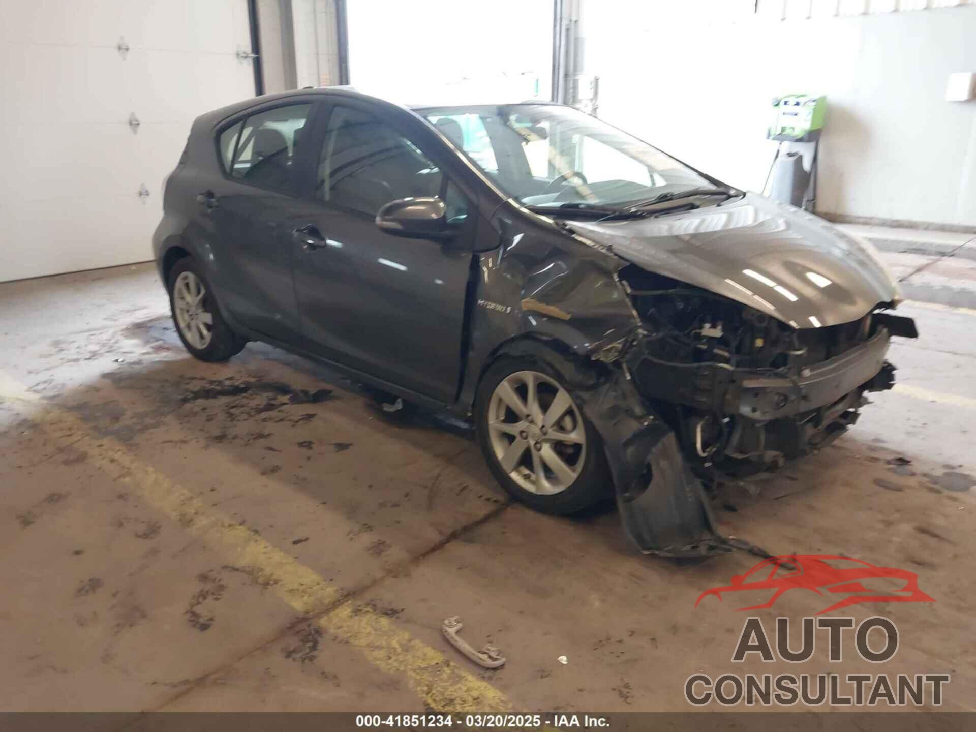 TOYOTA PRIUS C 2015 - JTDKDTB3XF1106075