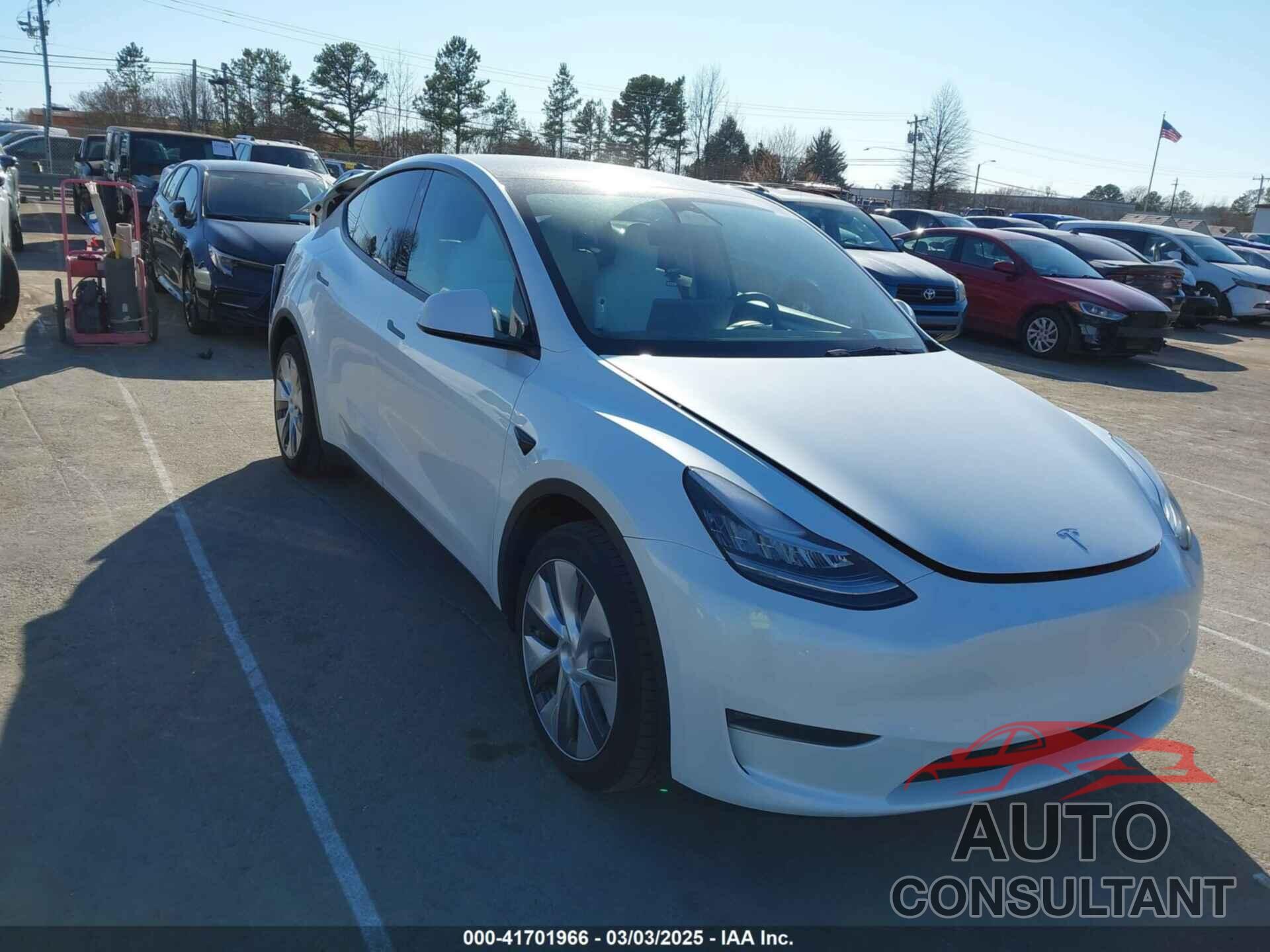 TESLA MODEL Y 2023 - 7SAYGDEE5PA094253