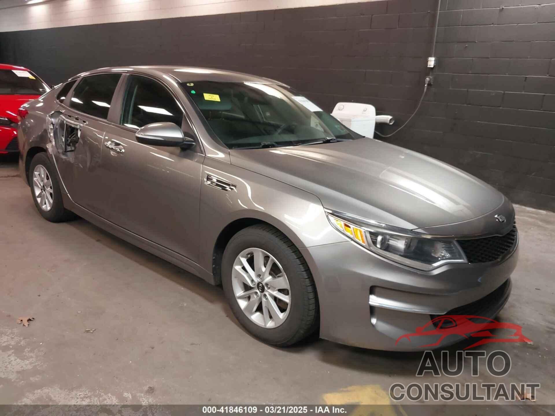 KIA OPTIMA 2018 - 5XXGT4L32JG230478