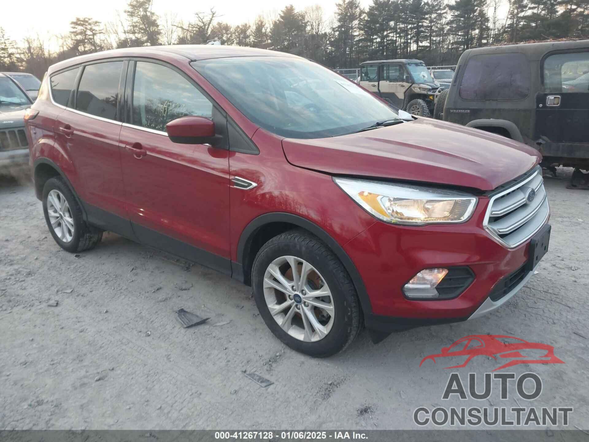 FORD ESCAPE 2019 - 1FMCU9GD7KUB18598