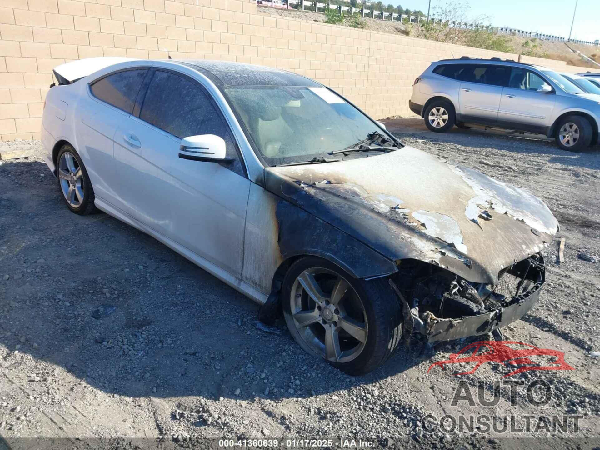 MERCEDES-BENZ C 250 2014 - WDDGJ4HB5EG298235