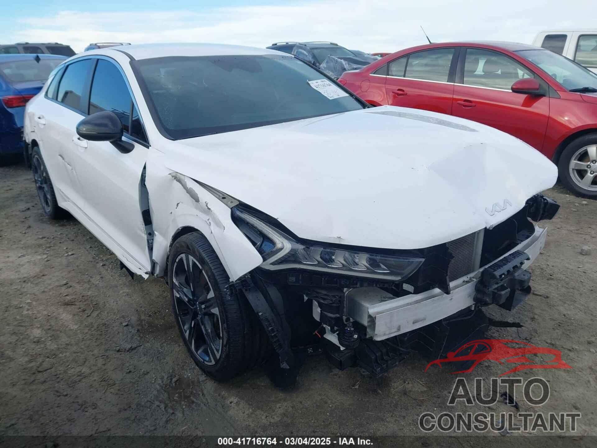KIA K5 2022 - 5XXG64J23NG157001