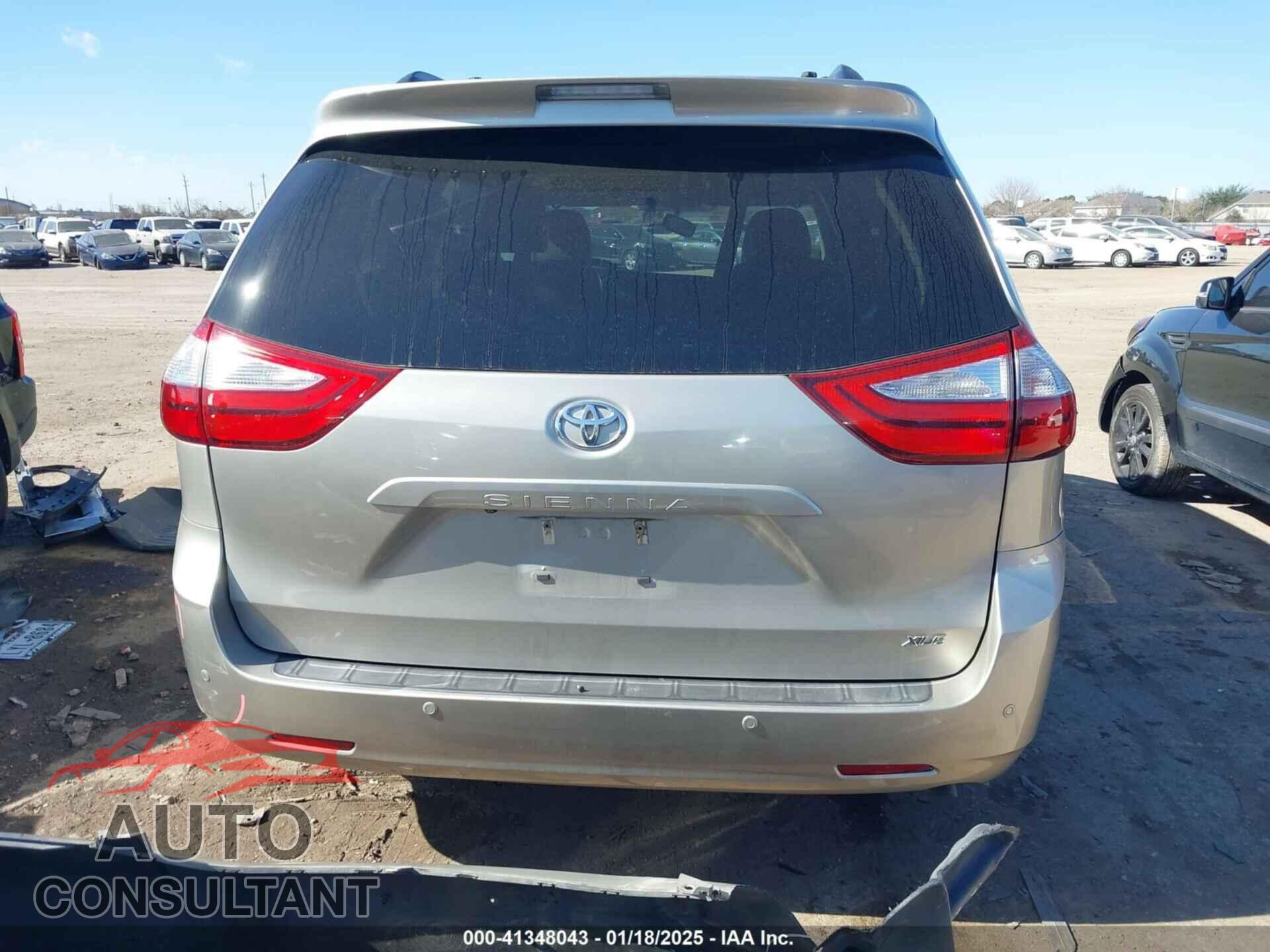 TOYOTA SIENNA 2017 - 5TDYZ3DC2HS800984