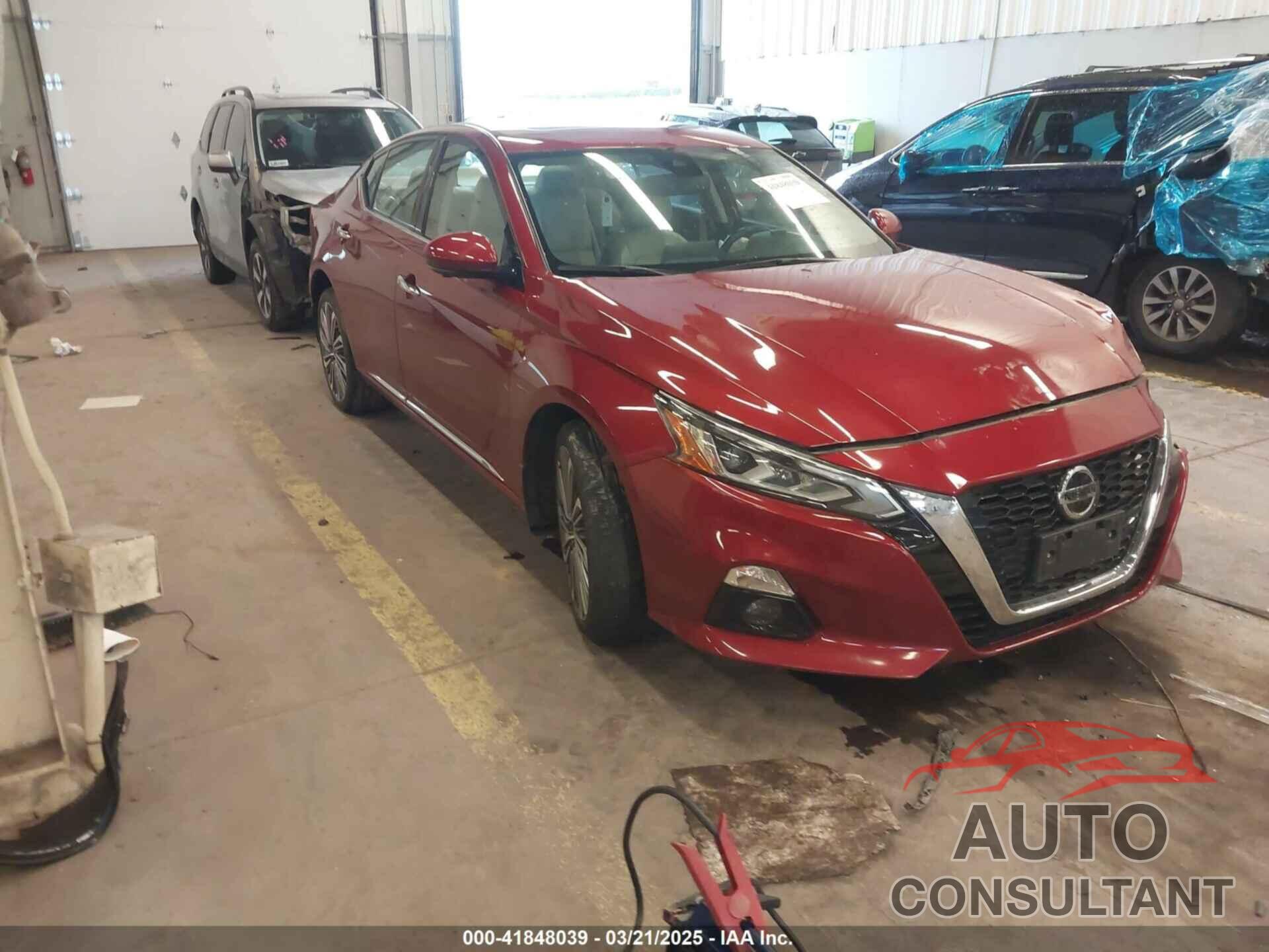 NISSAN ALTIMA 2019 - 1N4BL4FW9KN302661
