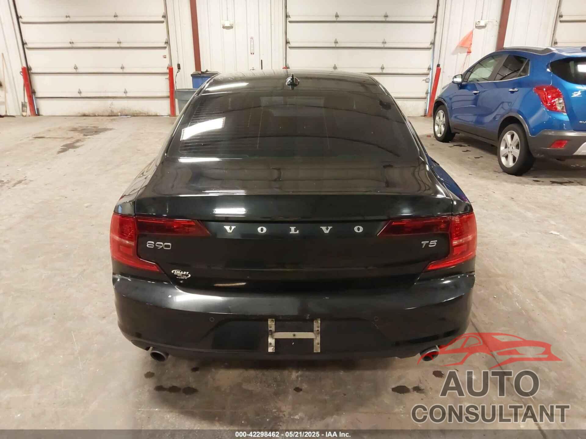 VOLVO S90 2017 - YV1102AK2H1008973