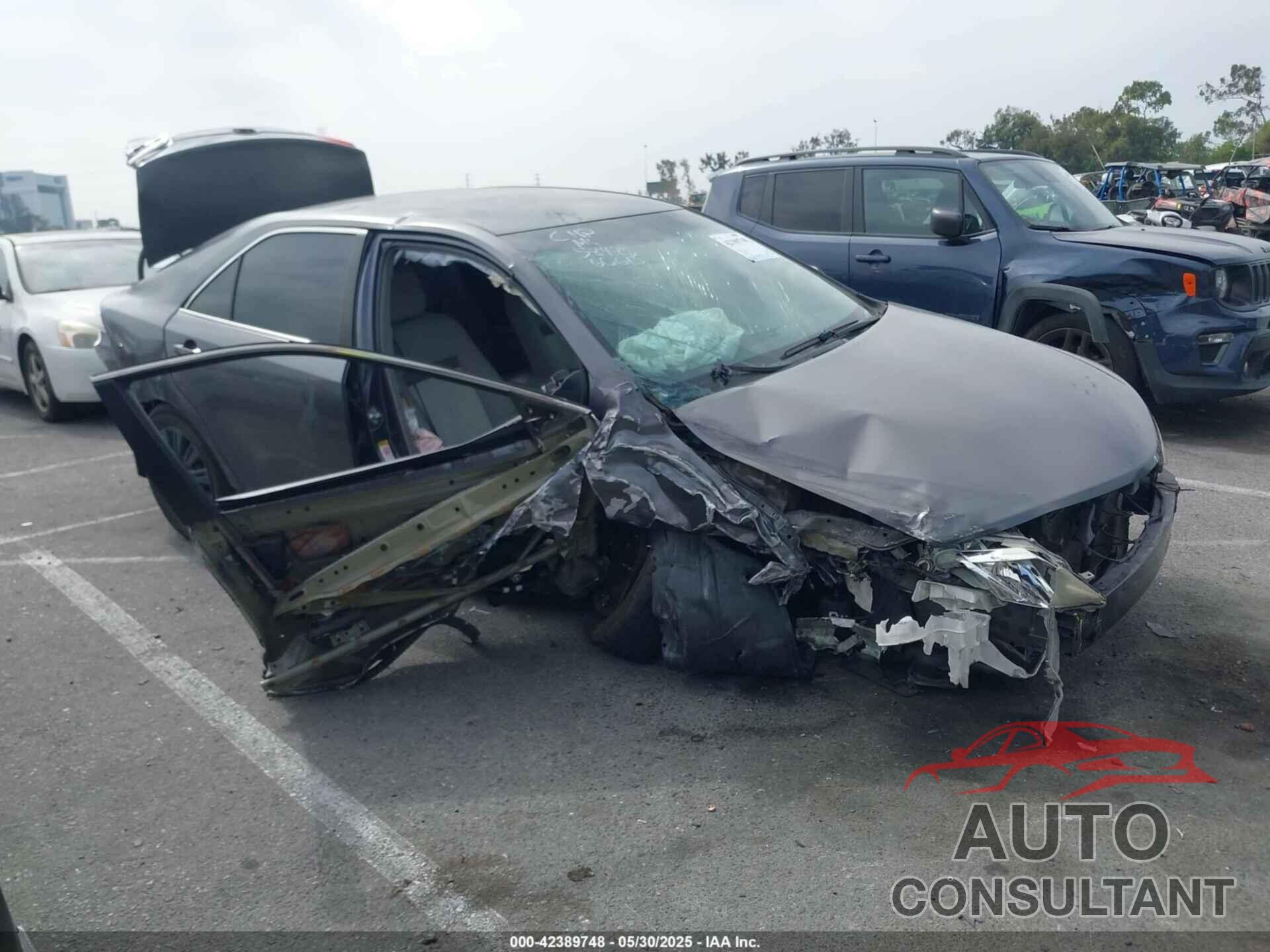 TOYOTA CAMRY 2014 - 4T4BF1FK1ER428781