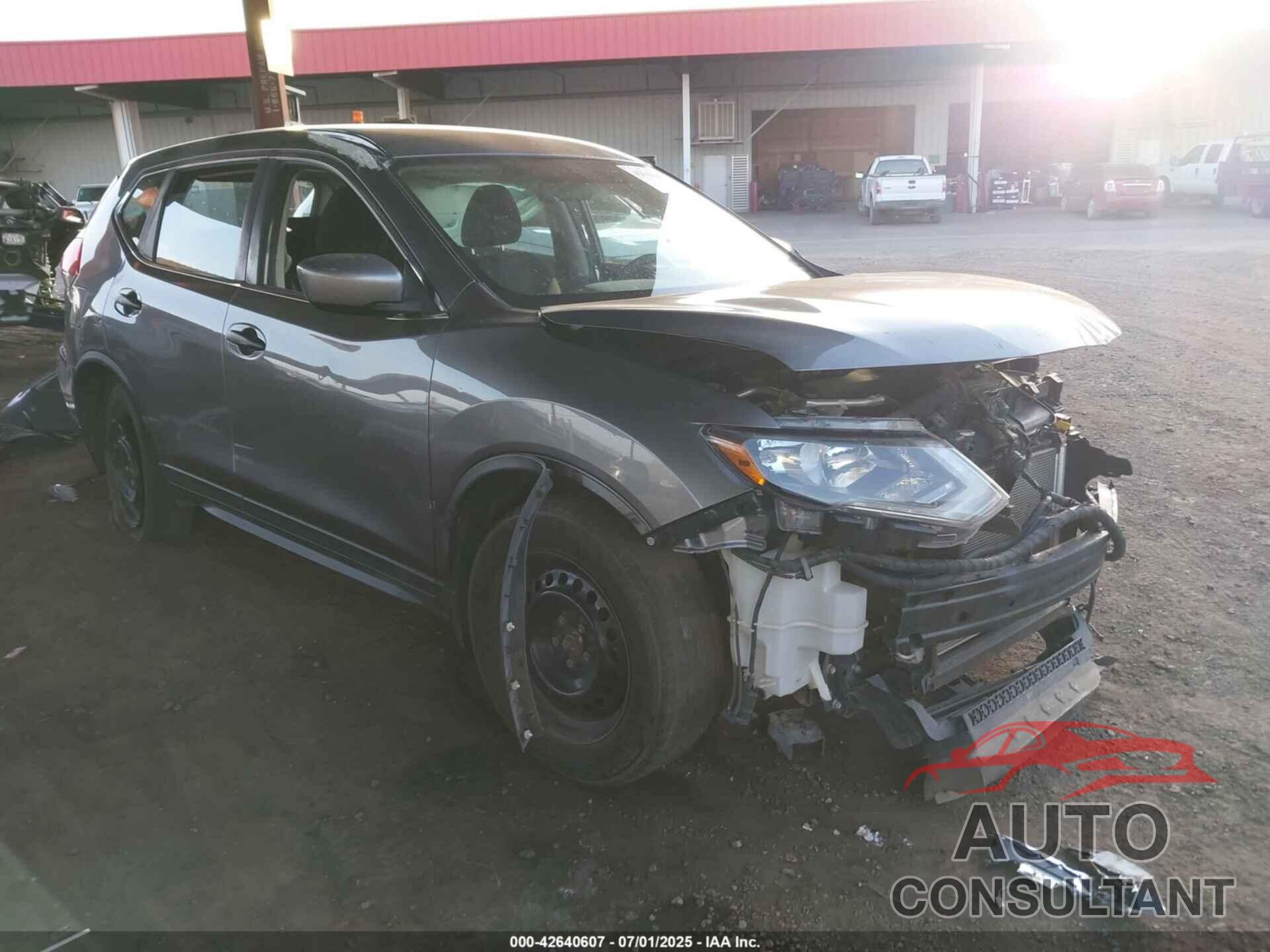 NISSAN ROGUE 2017 - KNMAT2MV2HP539977
