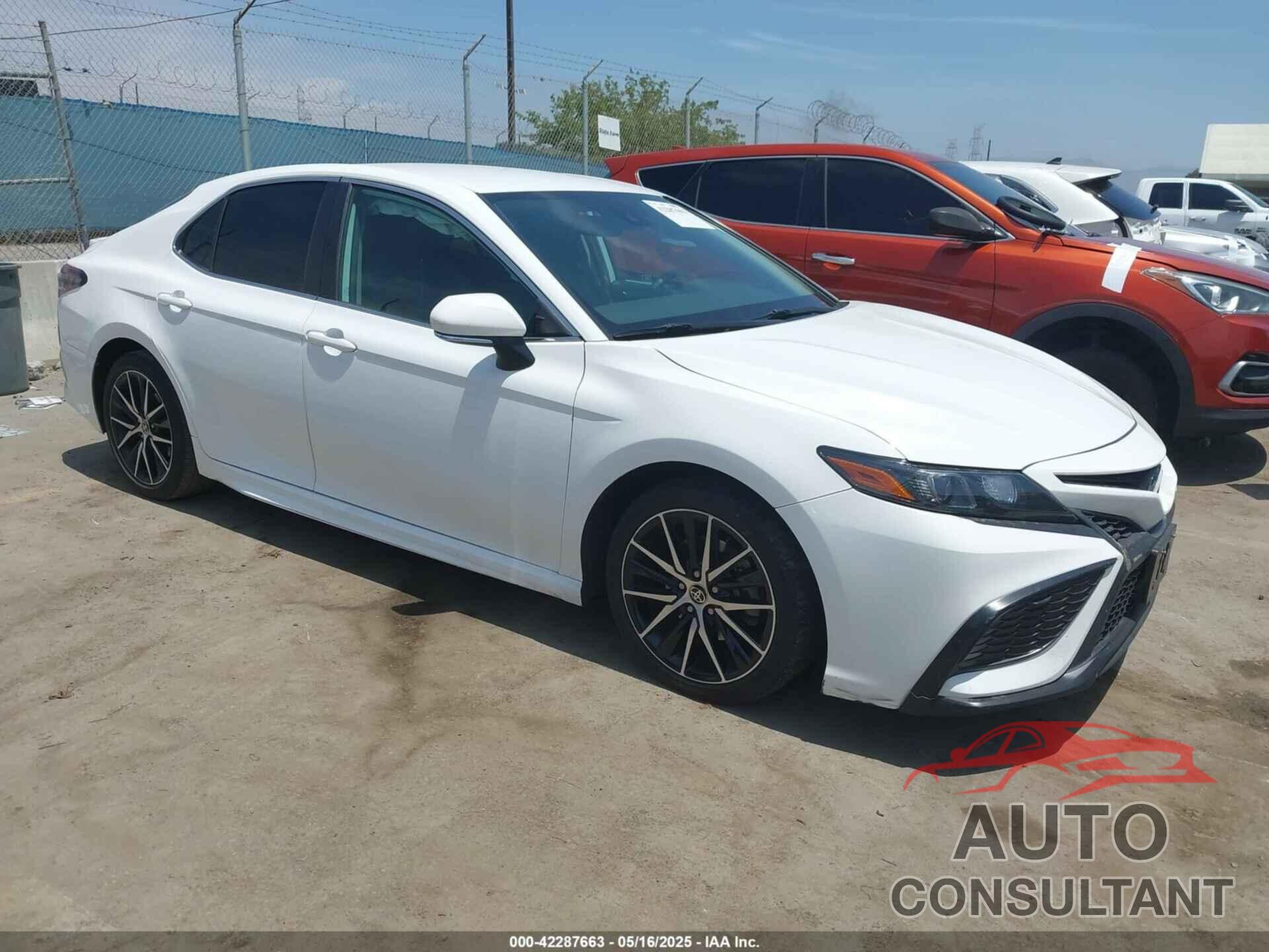 TOYOTA CAMRY 2022 - 4T1G31AK8NU595297