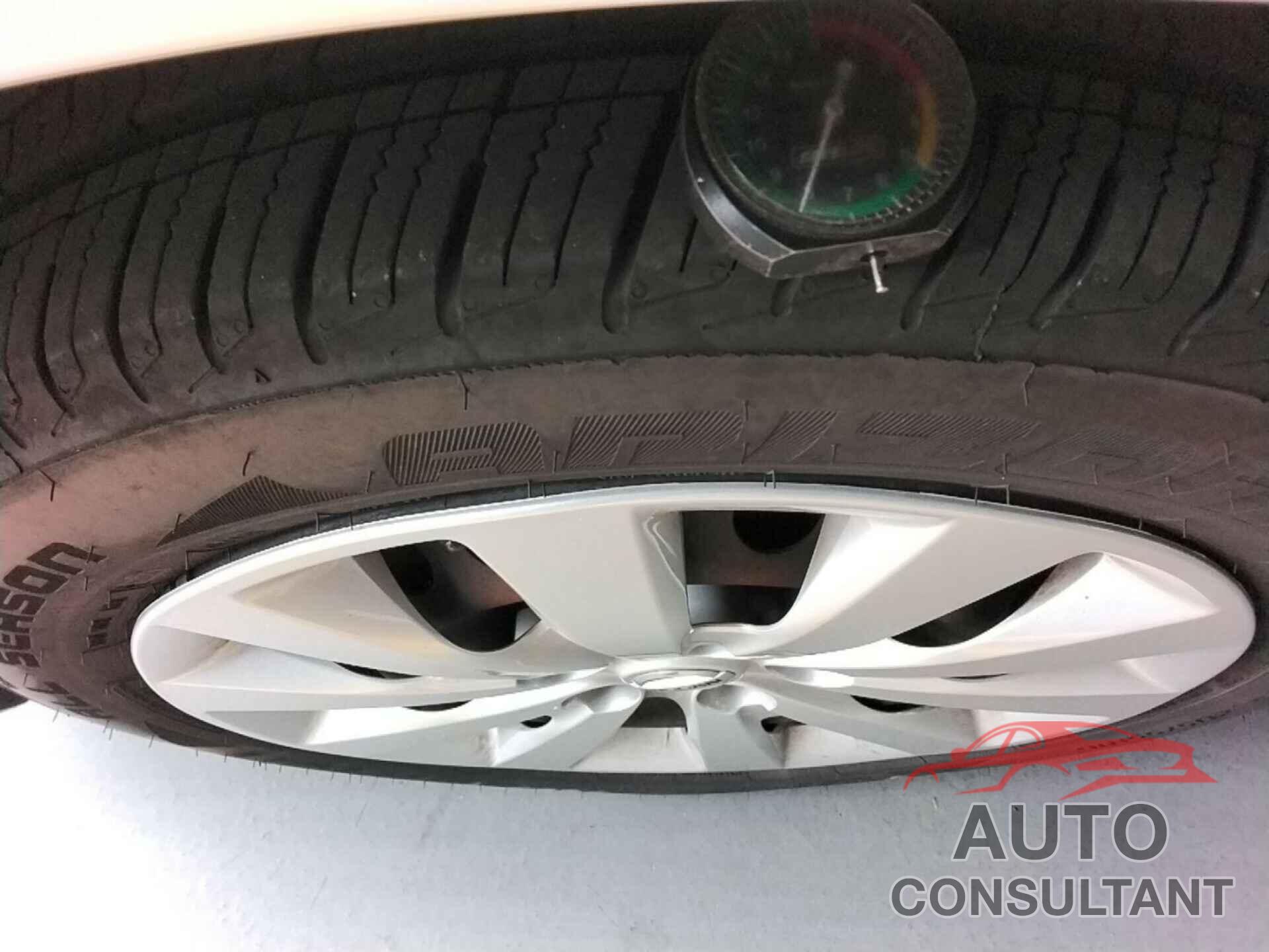 NISSAN SENTRA 2019 - 3N1AB7AP1KY203977