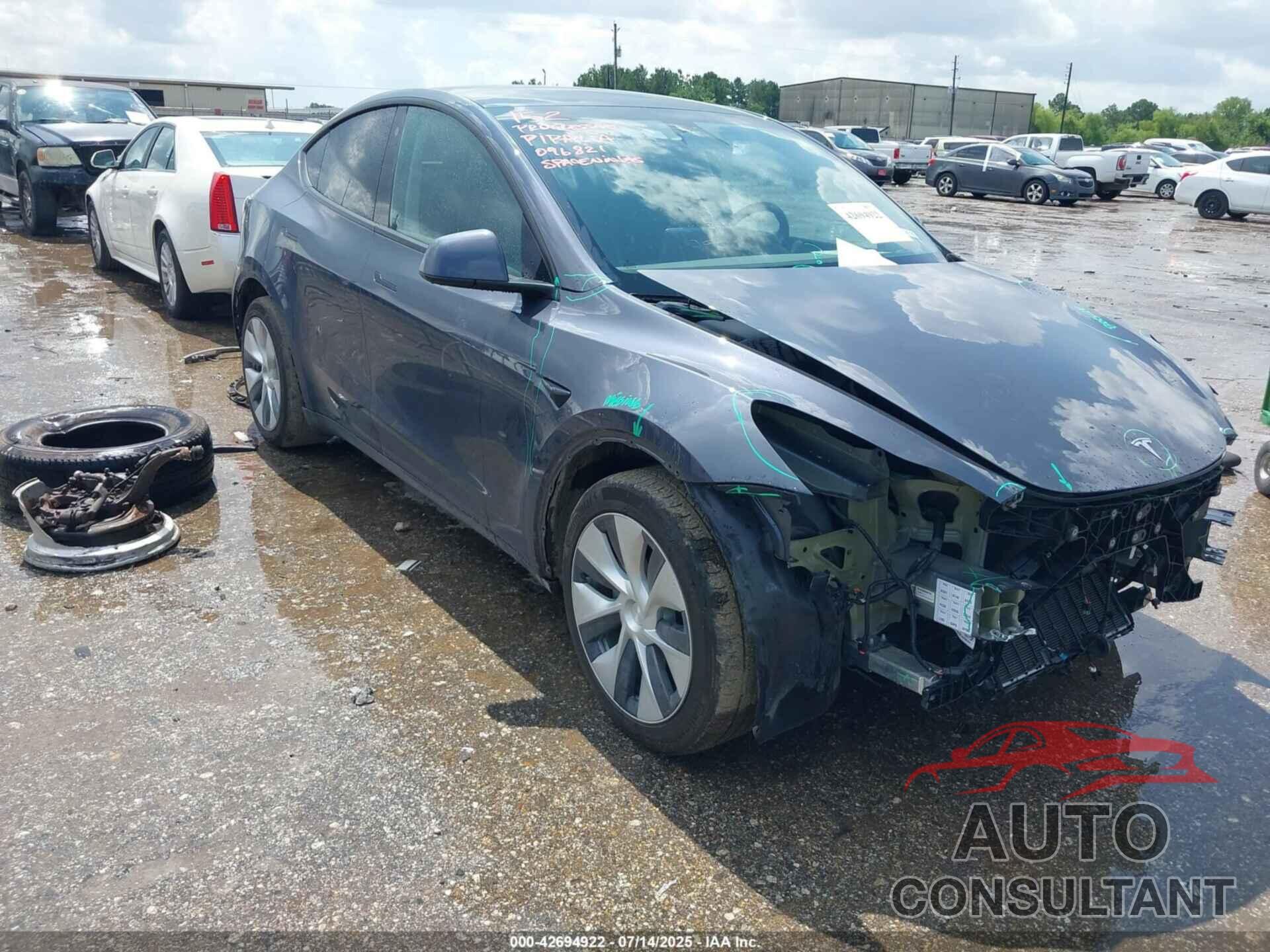TESLA MODEL Y 2023 - 7SAYGDEE4PA096821