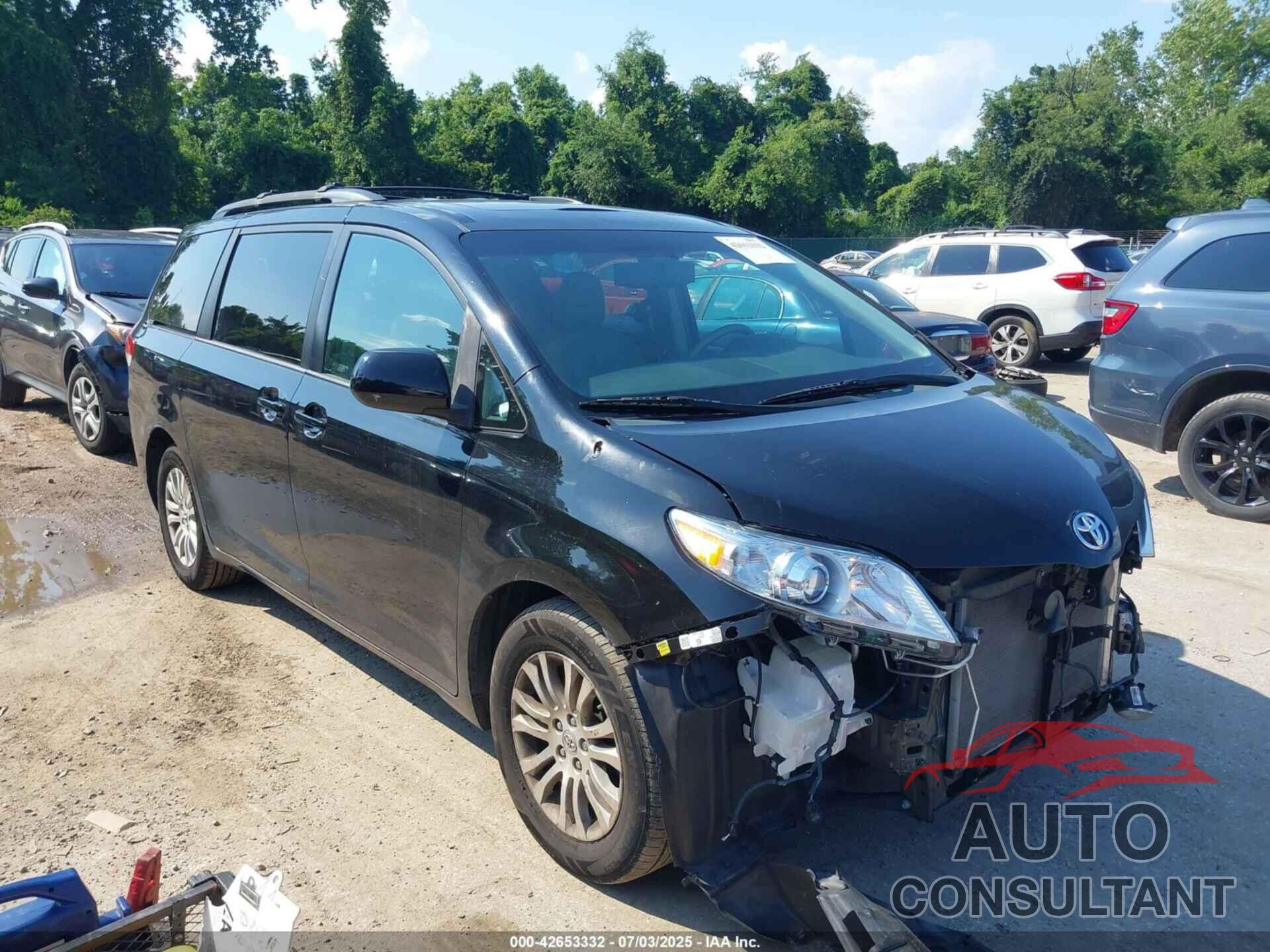 TOYOTA SIENNA 2013 - 5TDYK3DC4DS334313
