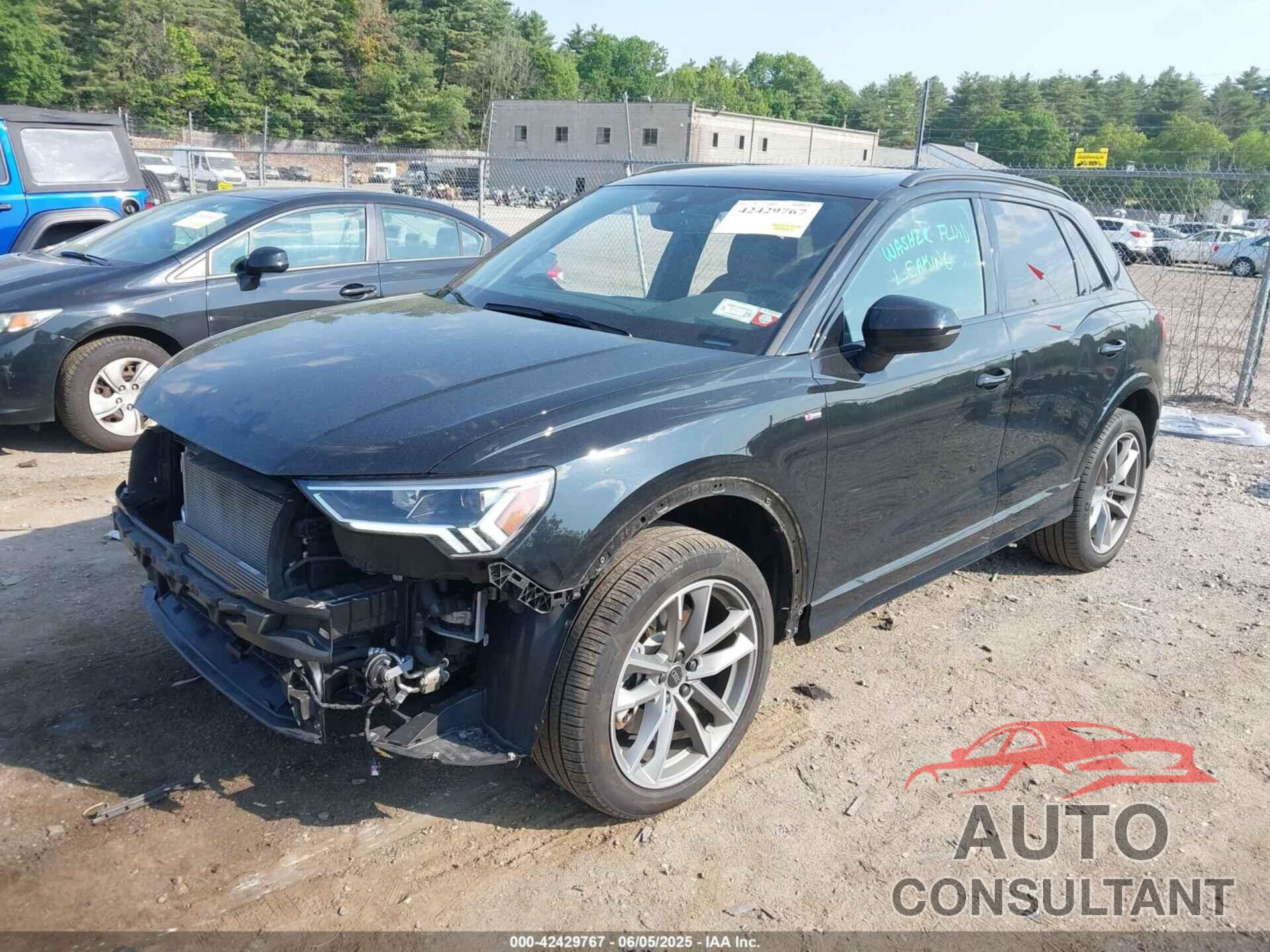 AUDI Q3 2023 - WA1DECF39P1111196