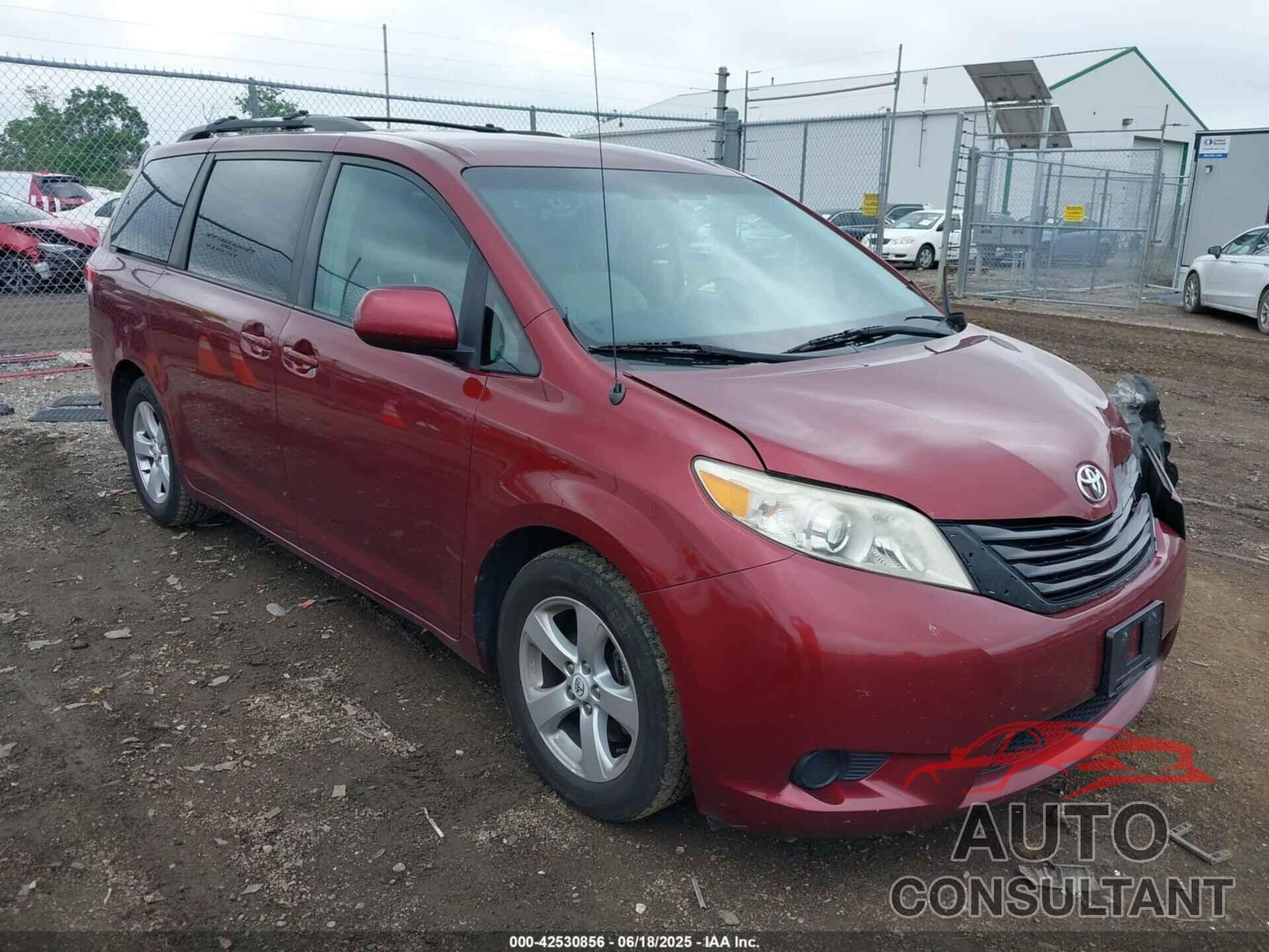 TOYOTA SIENNA 2011 - 5TDKK3DC7BS154679