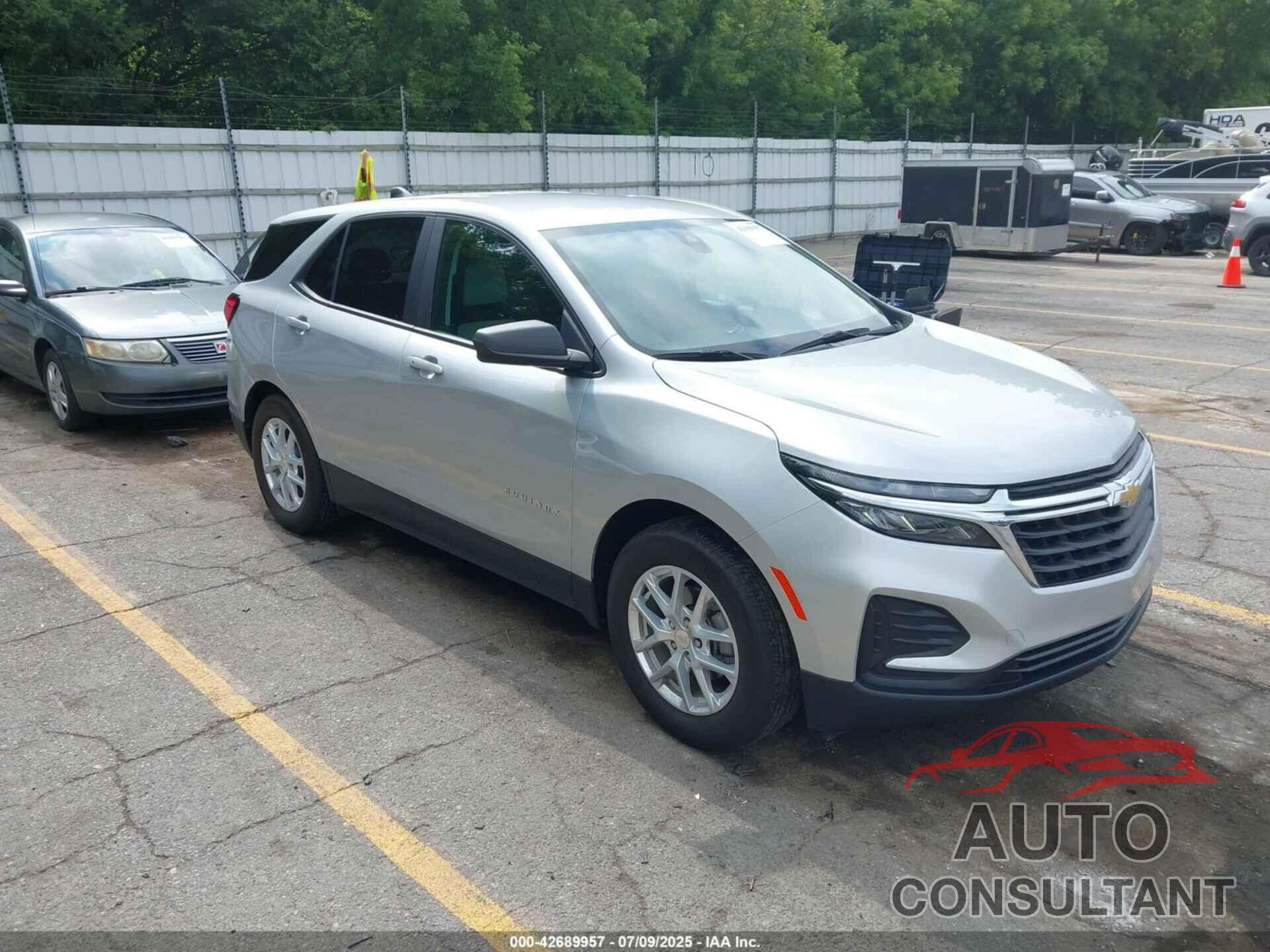 CHEVROLET EQUINOX 2022 - 3GNAXHEV3NS164501