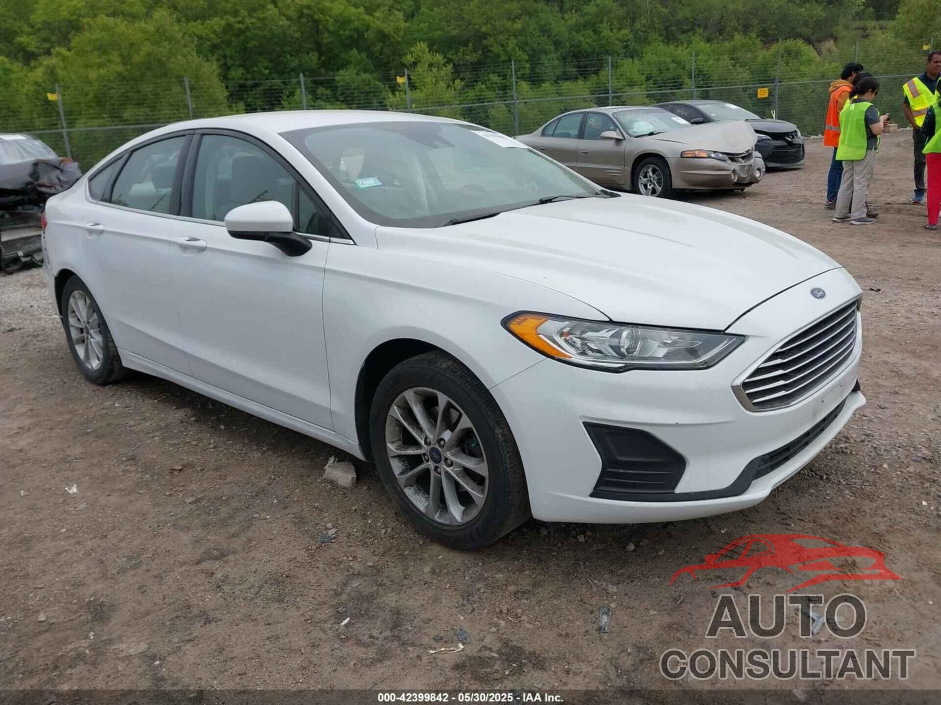 FORD FUSION 2019 - 3FA6P0HD5KR107194