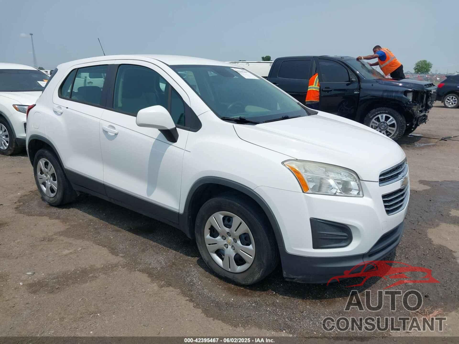 CHEVROLET TRAX 2015 - 3GNCJKSB4FL251336