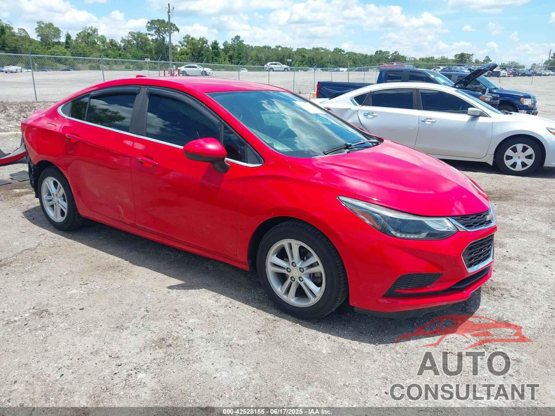 CHEVROLET CRUZE 2017 - 1G1BE5SM9H7118020