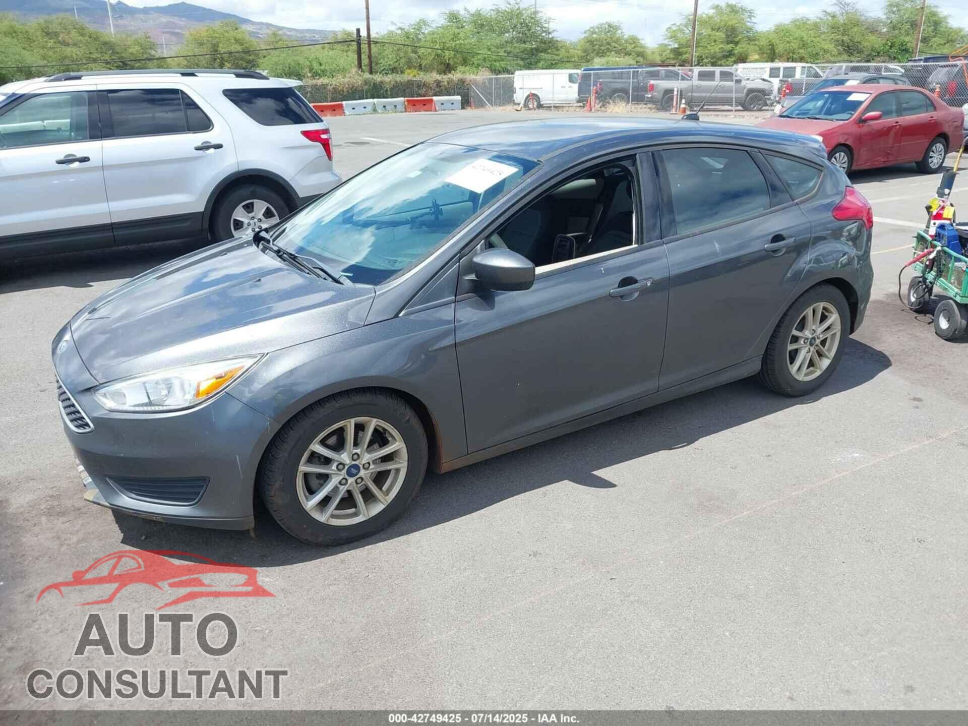 FORD FOCUS 2018 - 1FADP3K20JL329669