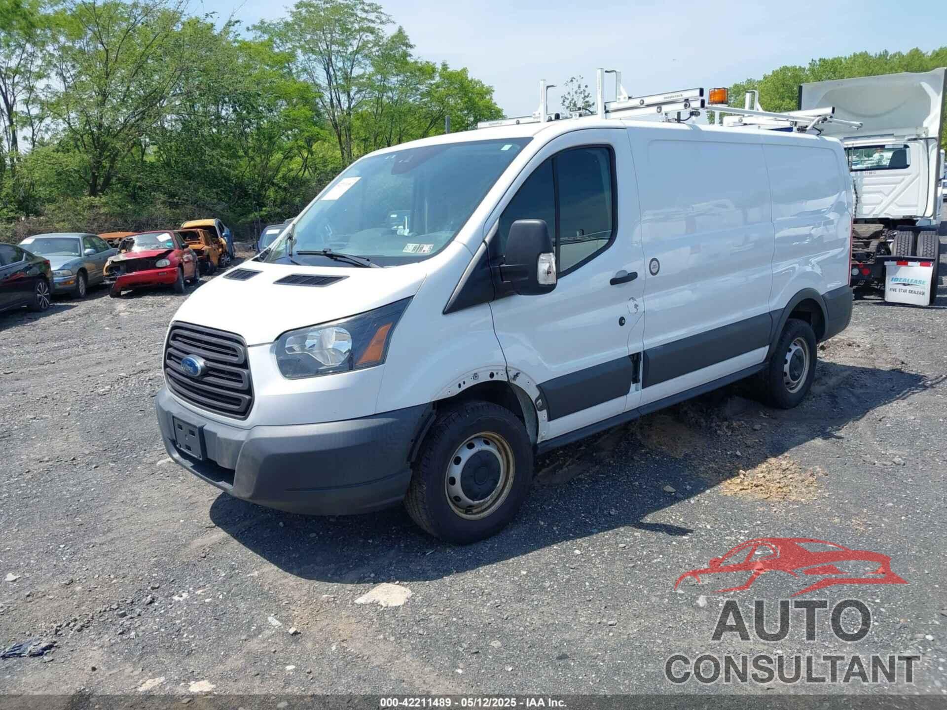 FORD TRANSIT-250 2016 - 1FTYR1YM0GKB55605