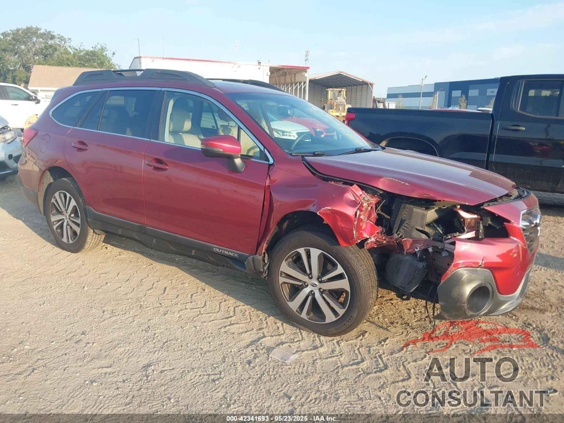 SUBARU OUTBACK 2018 - 4S4BSAKC9J3373551
