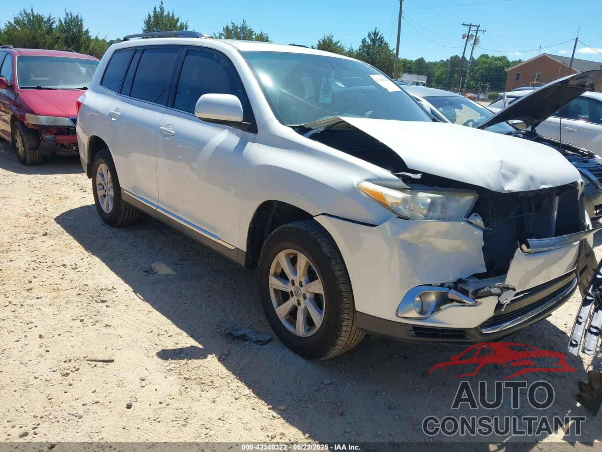TOYOTA HIGHLANDER 2011 - 5TDZA3EH4BS012396