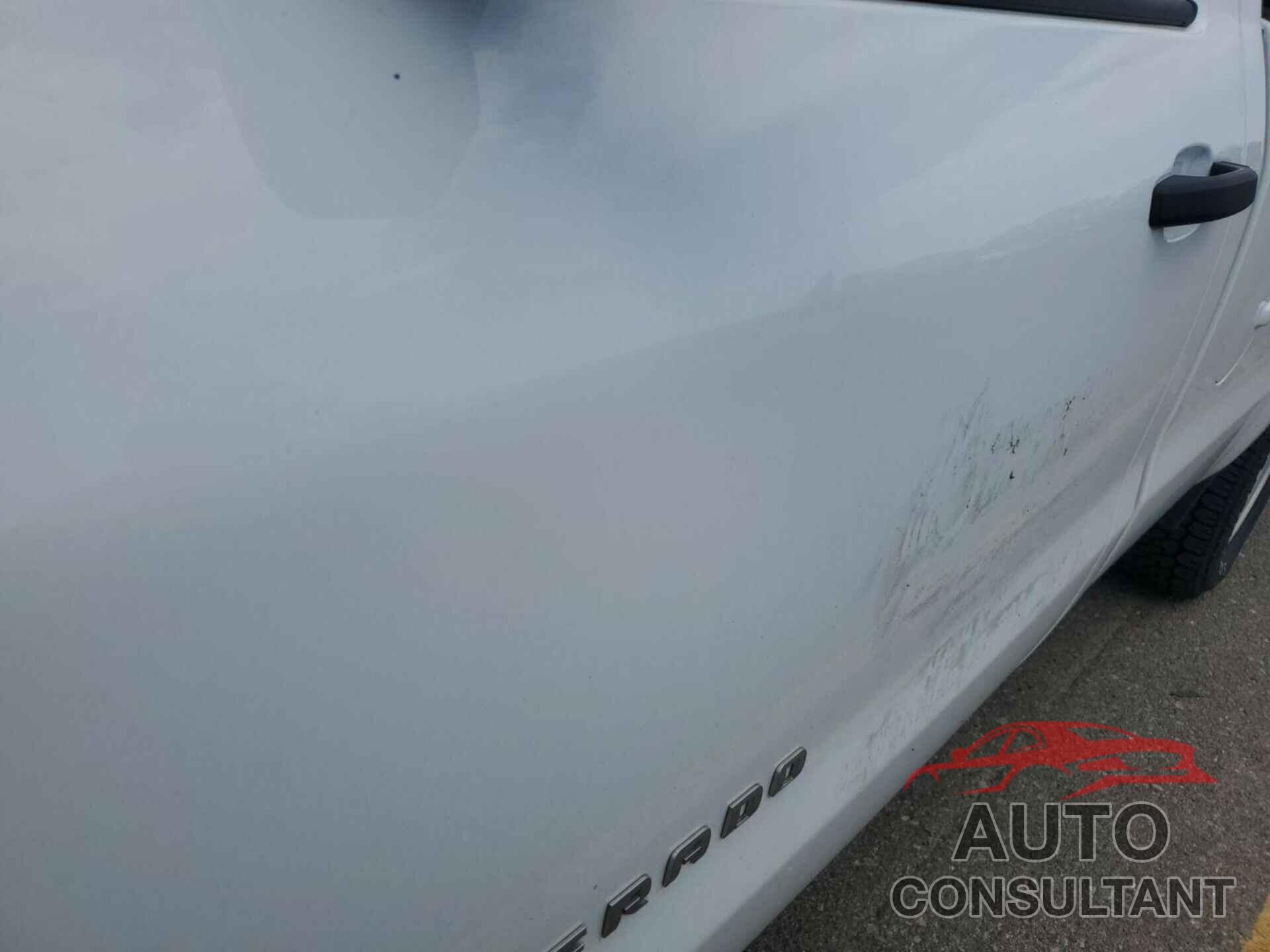 CHEVROLET SILVERADO 2018 - 1GCNKNEC4JZ313341