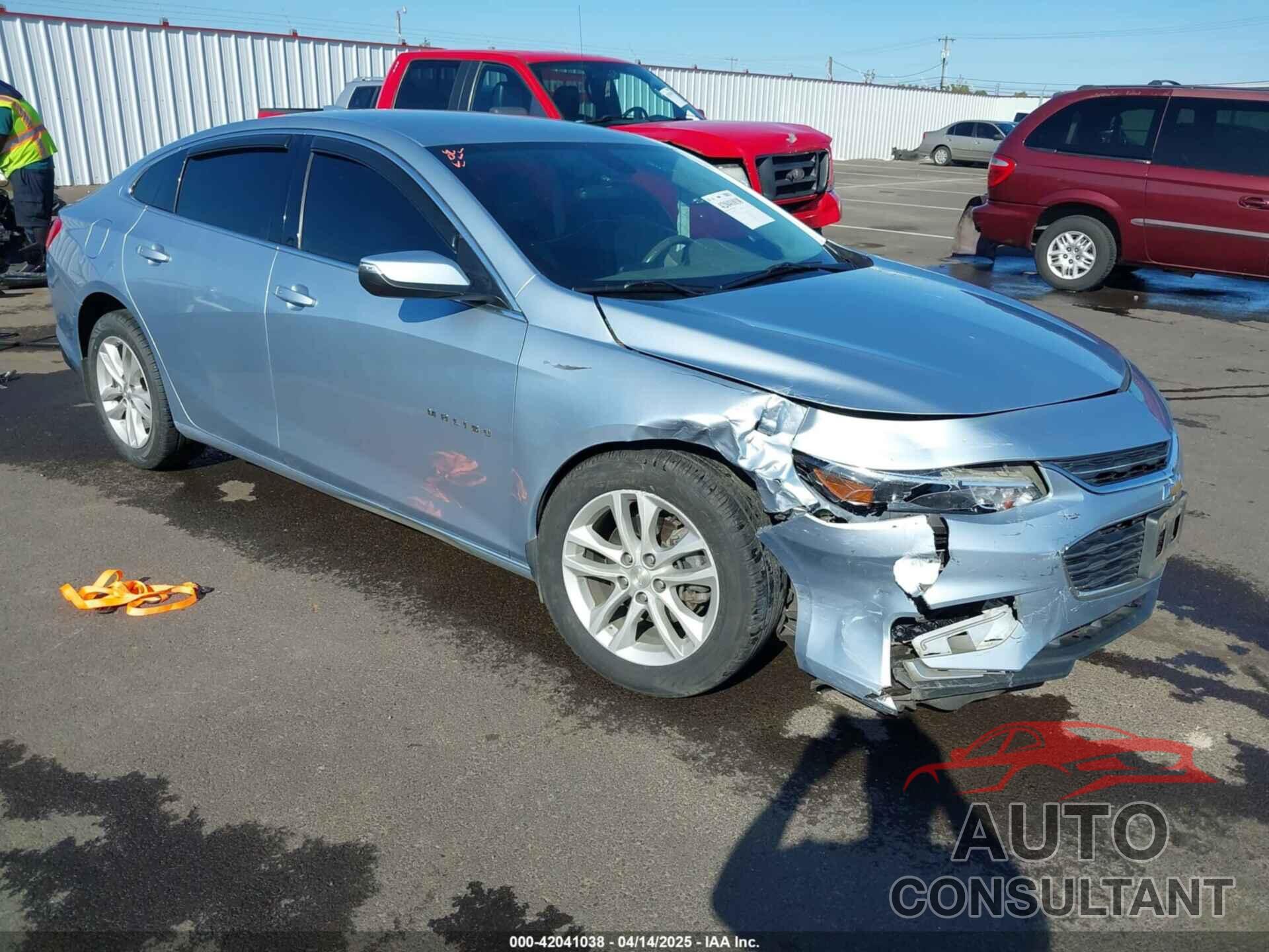 CHEVROLET MALIBU 2017 - 1G1ZE5ST2HF235823