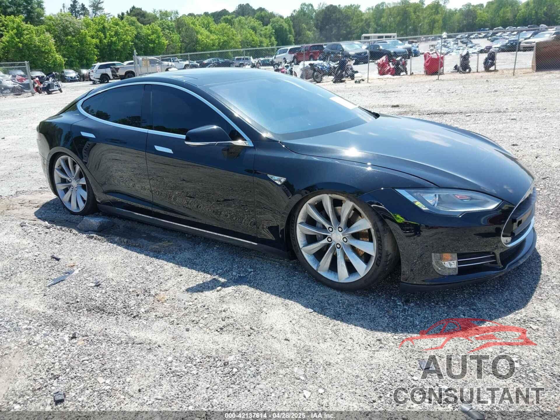 TESLA MODEL S 2013 - 5YJSA1DN9DFP13150