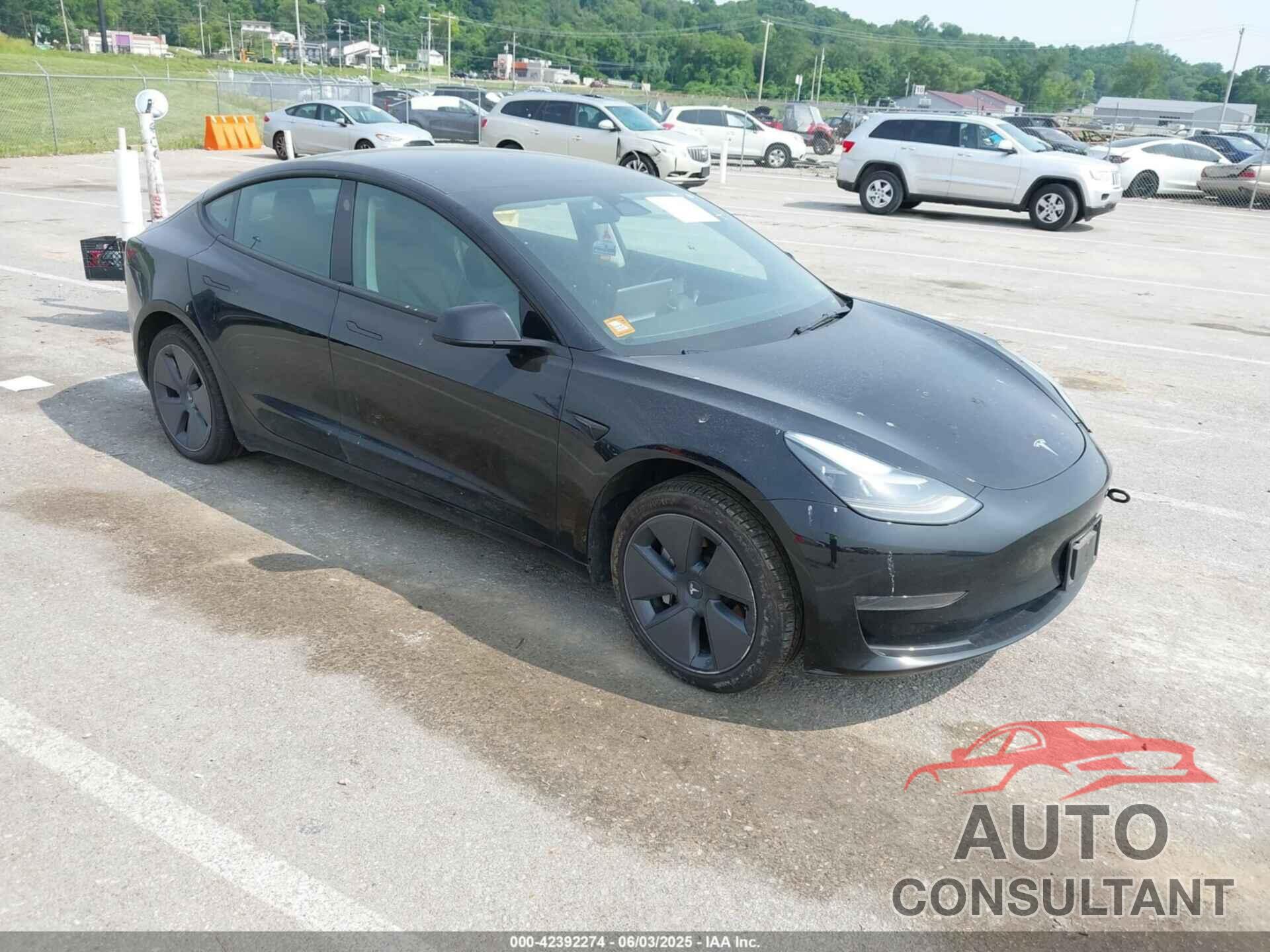 TESLA MODEL 3 2023 - 5YJ3E1EA7PF641695
