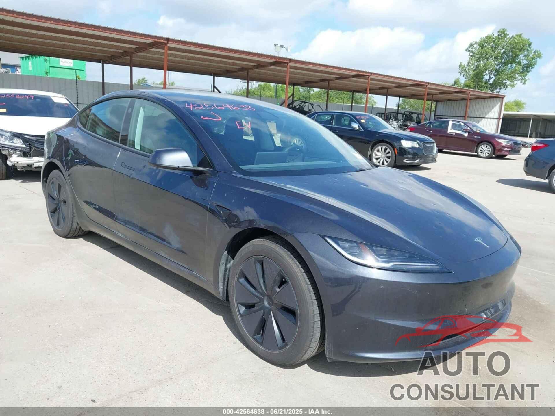 TESLA MODEL 3 2025 - 5YJ3E1EA8SF978613