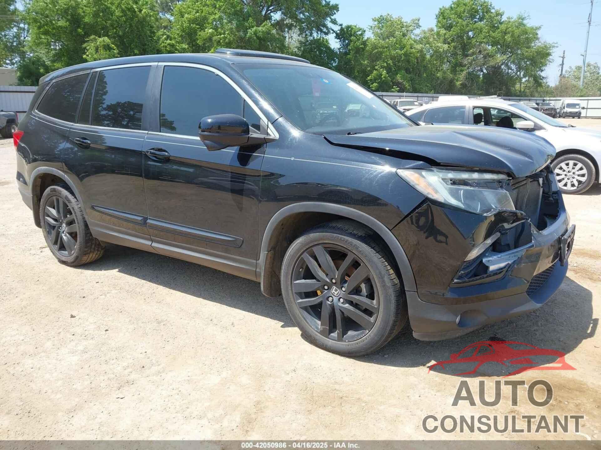 HONDA PILOT 2017 - 5FNYF5H80HB009528
