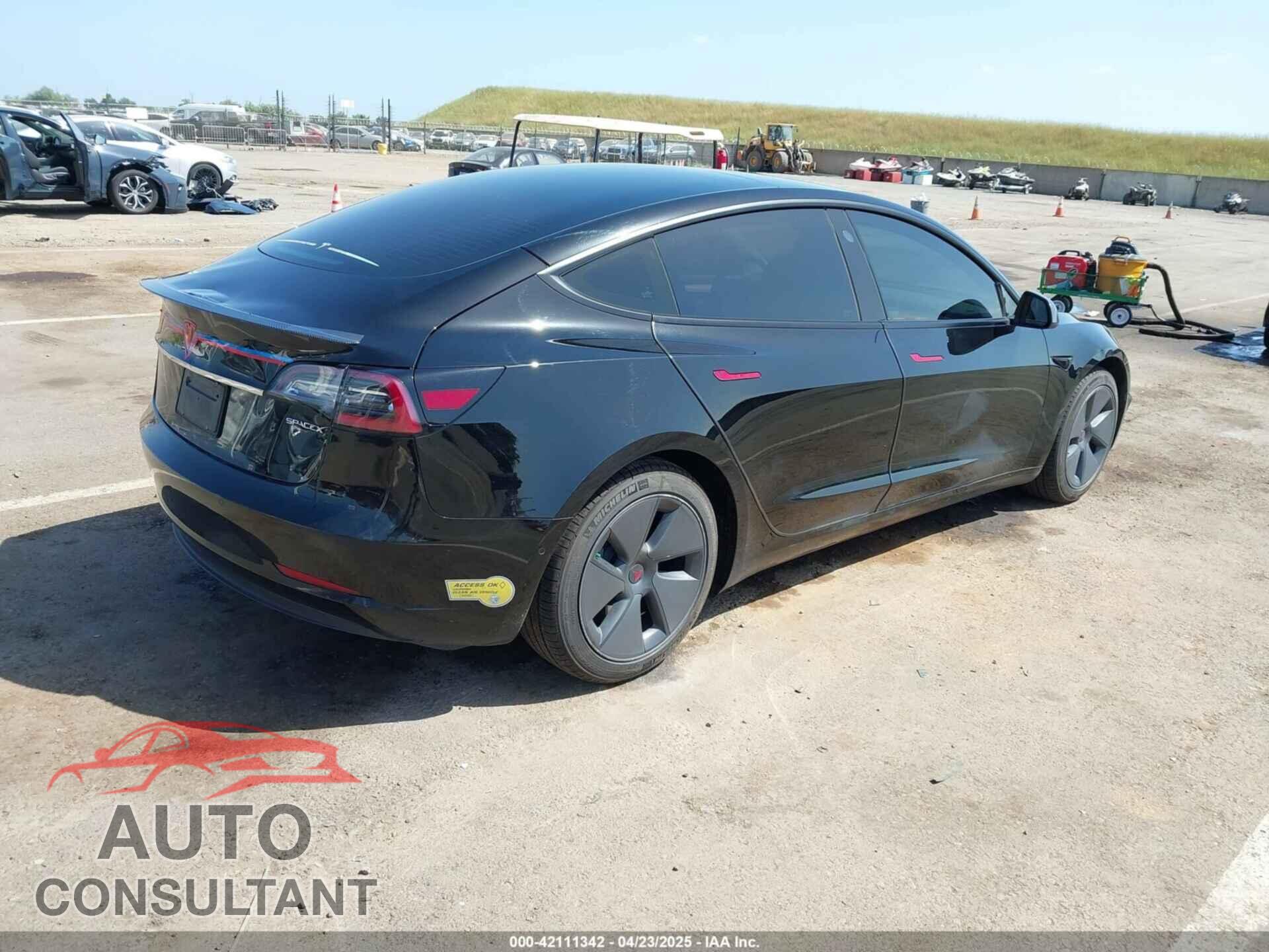 TESLA MODEL 3 2021 - 5YJ3E1EA7MF992425
