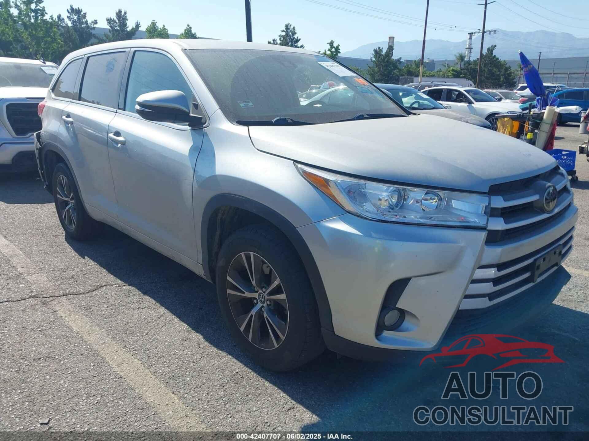 TOYOTA HIGHLANDER 2017 - 5TDZZRFH0HS229561