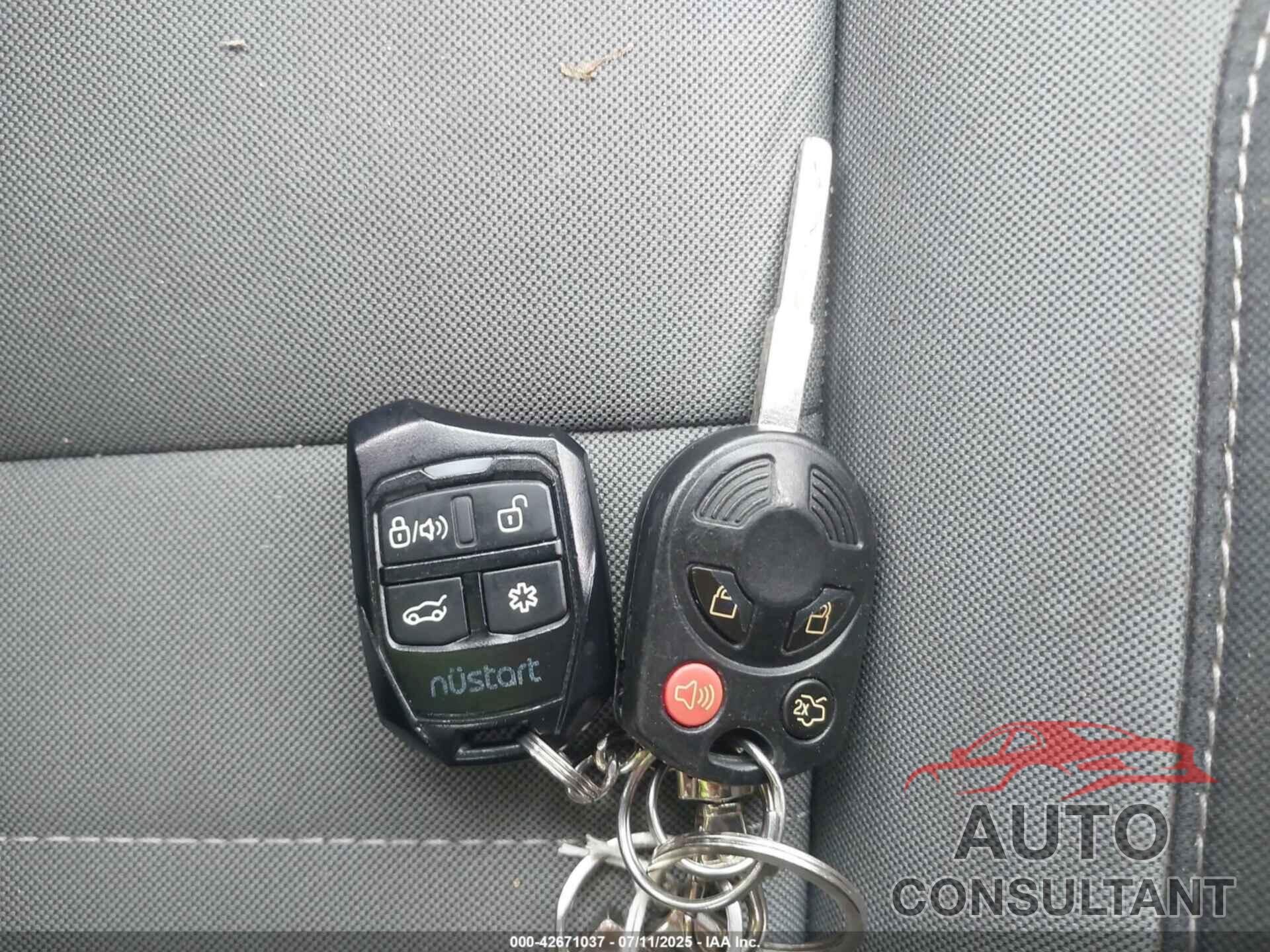 FORD ESCAPE 2016 - 1FMCU9GXXGUC03372