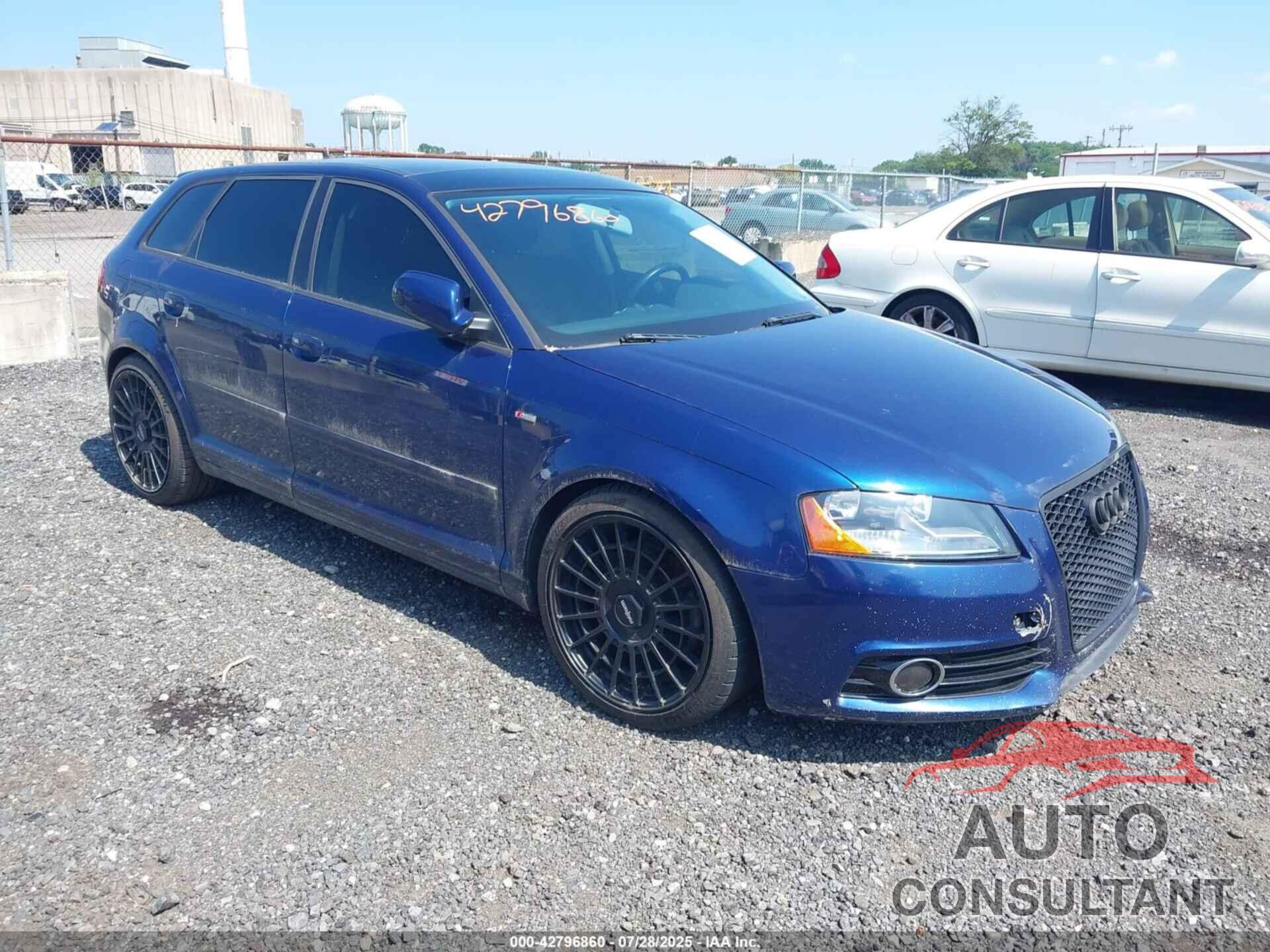 AUDI A3 2013 - WAUBEAFMXDA007853