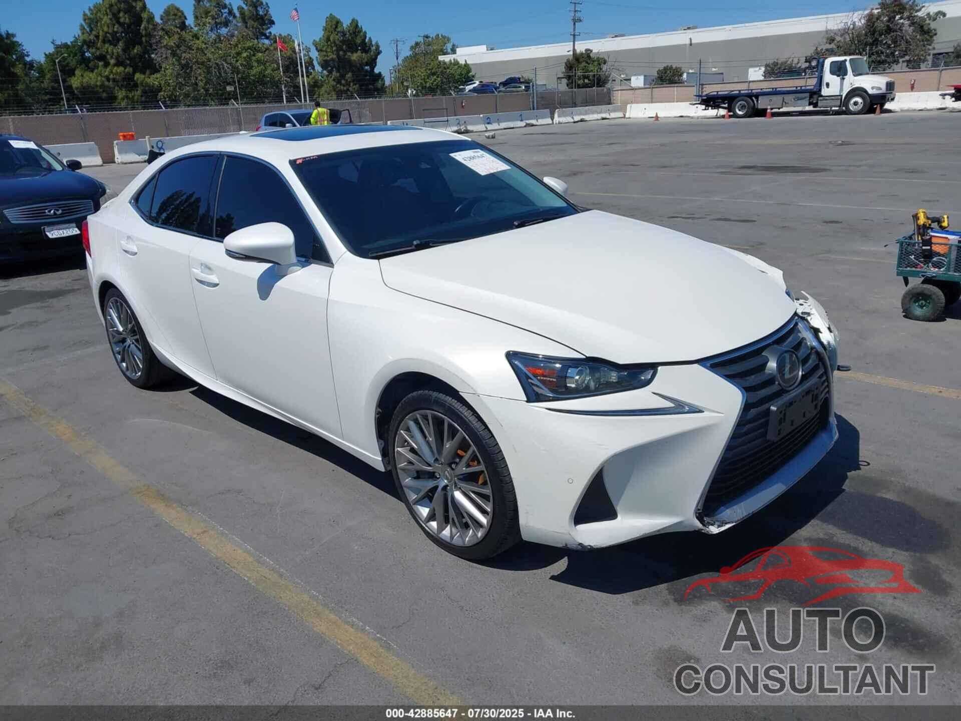 LEXUS IS 300 2018 - JTHBA1D21J5081570