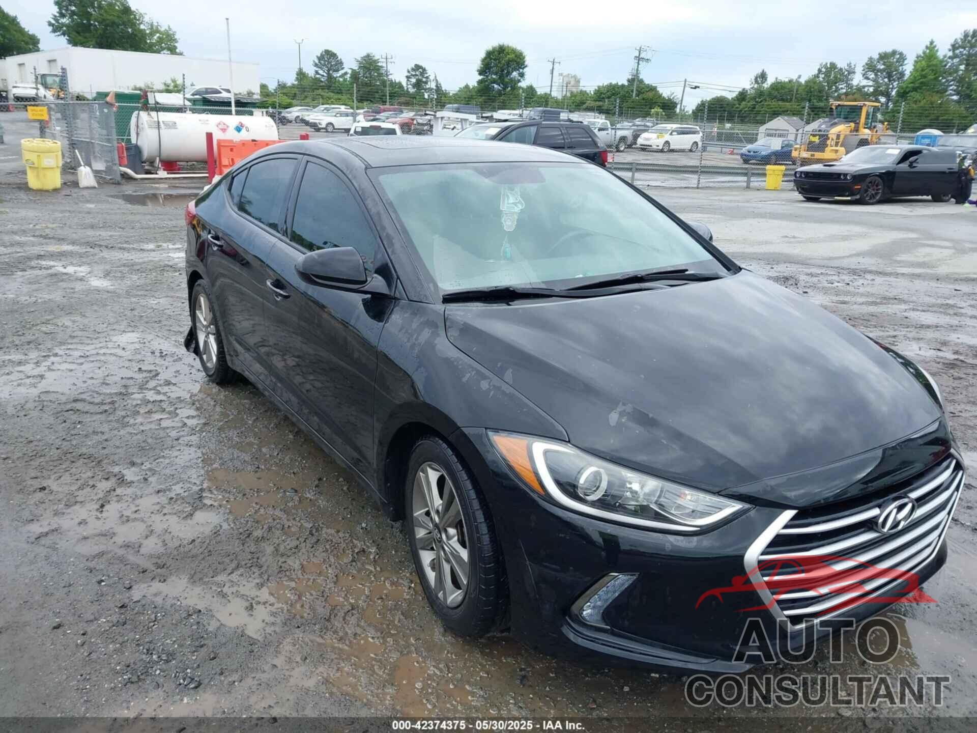 HYUNDAI ELANTRA 2018 - 5NPD84LFXJH360527