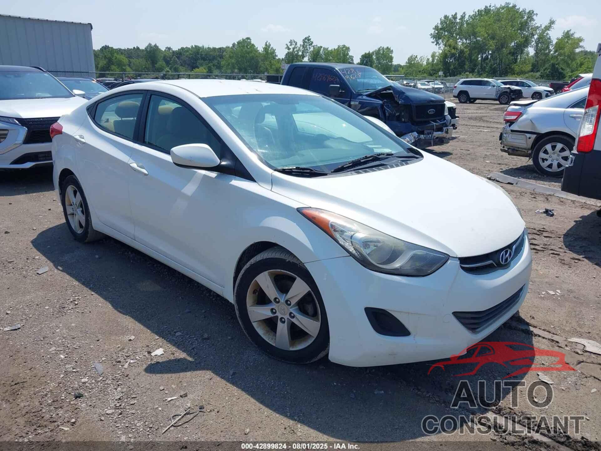 HYUNDAI ELANTRA 2013 - 5NPDH4AE8DH337214