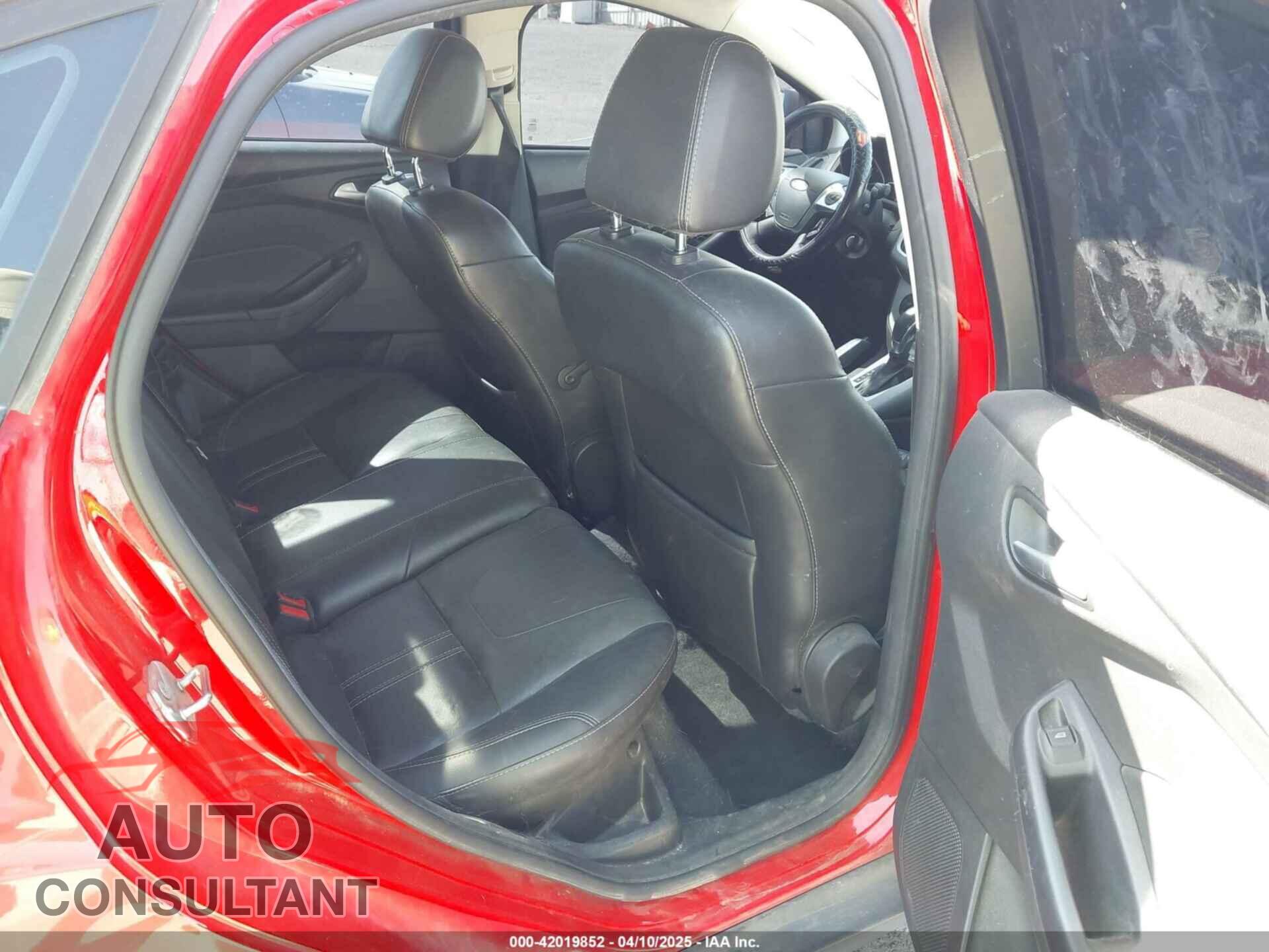 FORD FOCUS 2013 - 1FADP3F20DL266037