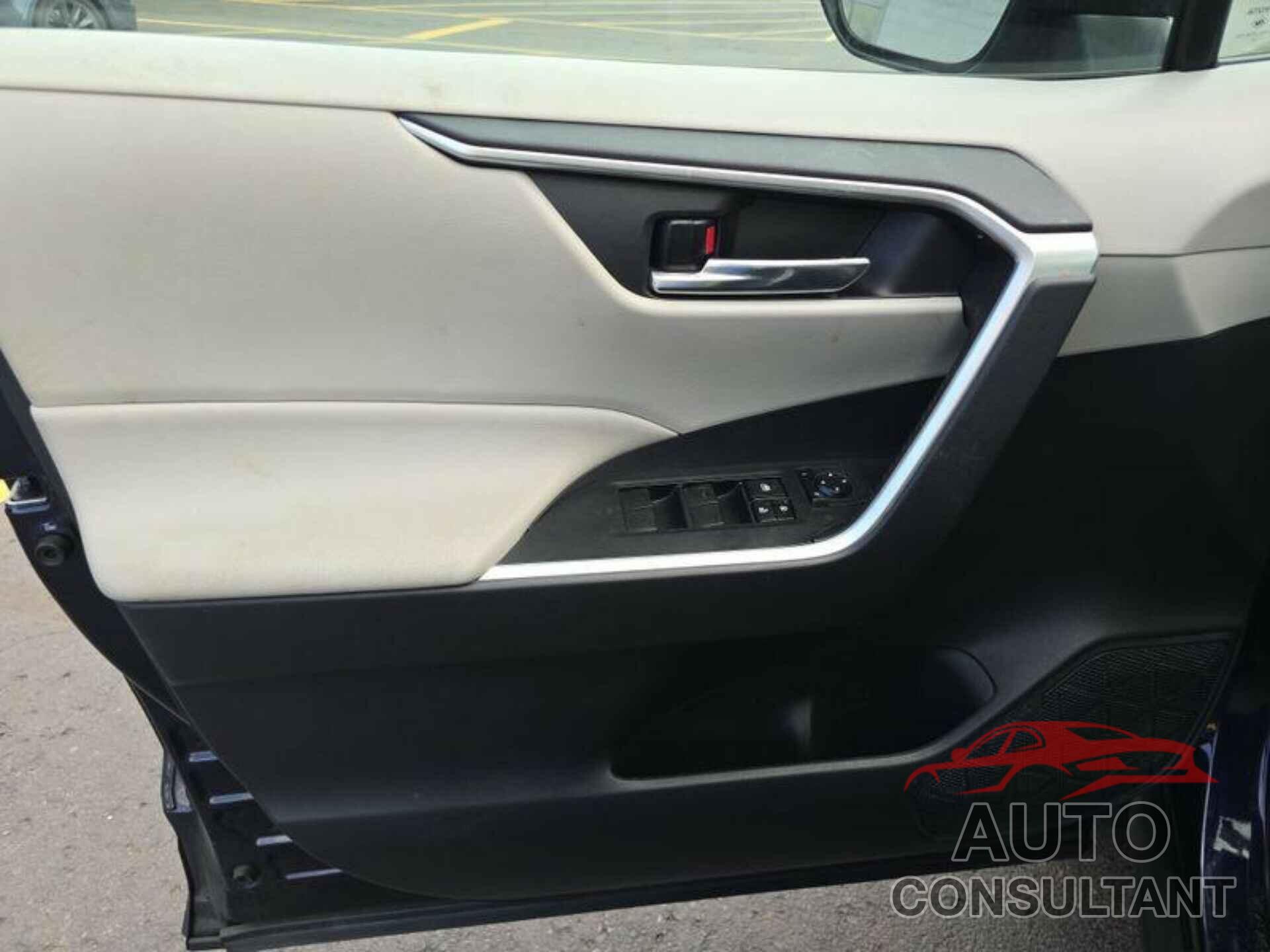 TOYOTA RAV4 2021 - 2T3P1RFV0MW225619