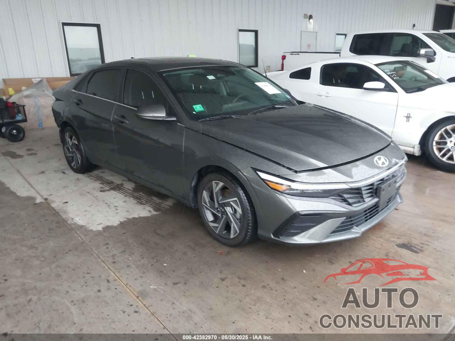 HYUNDAI ELANTRA 2024 - KMHLS4DG1RU785457