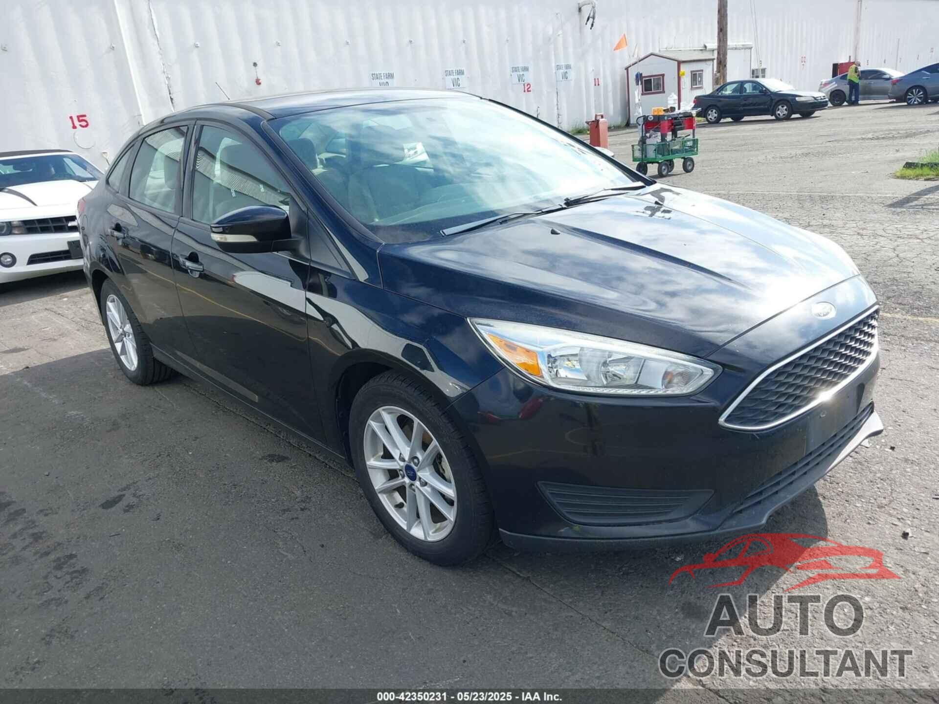FORD FOCUS 2017 - 1FADP3F21HL218021