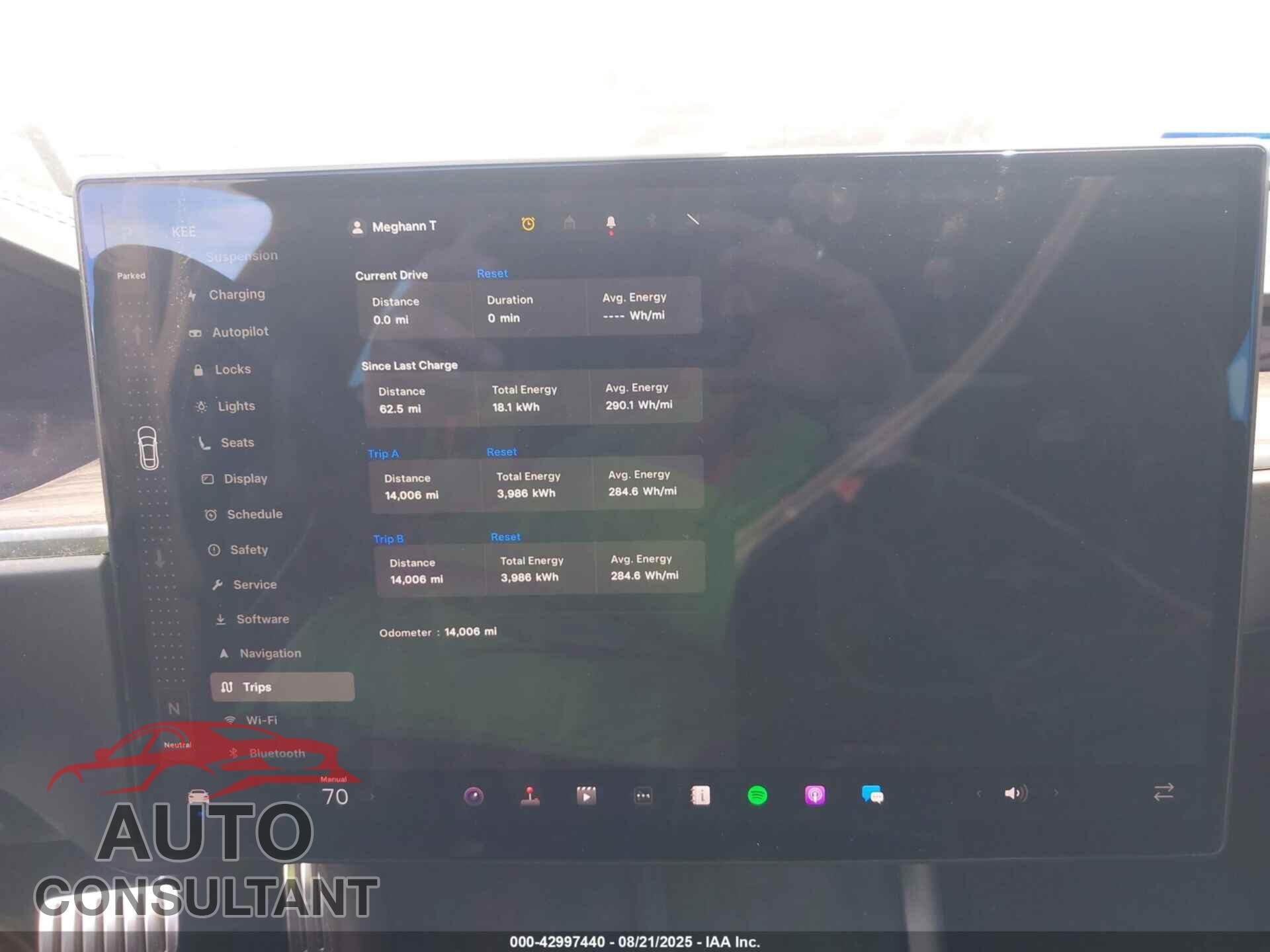 TESLA MODEL S 2023 - 5YJSA1E55PF501073