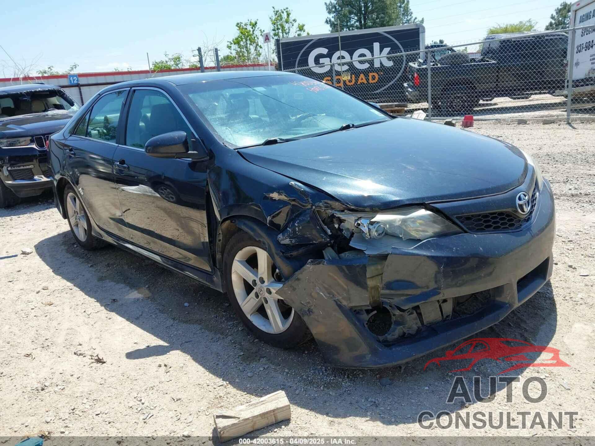 TOYOTA CAMRY 2012 - 4T1BF1FK3CU057968