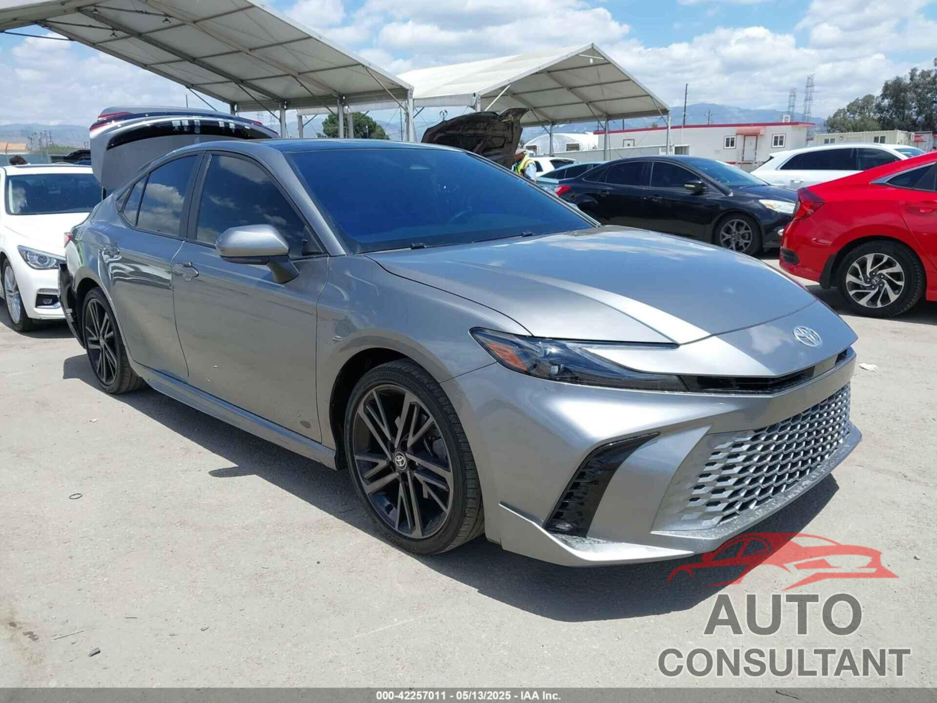 TOYOTA CAMRY 2025 - 4T1DAACK7SU522942